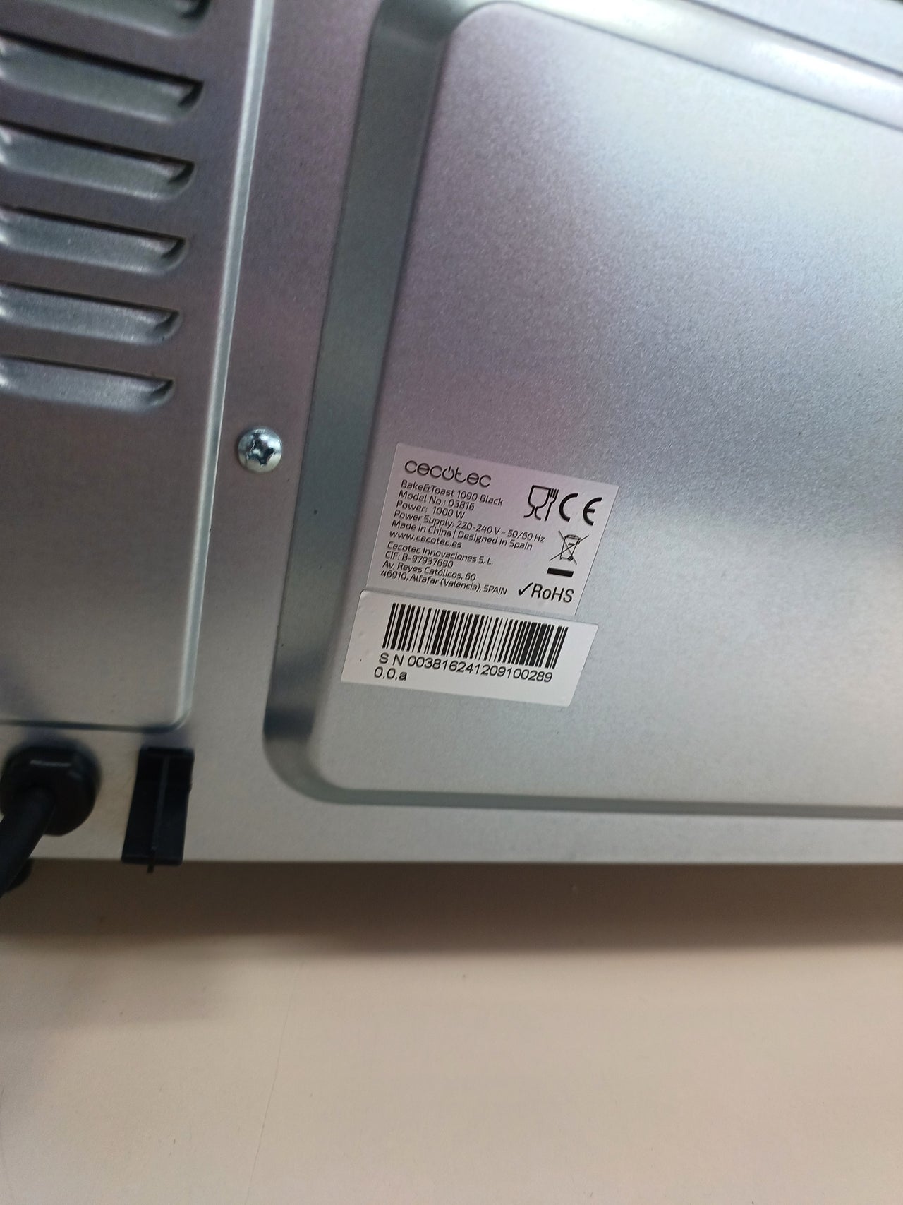 Mini horno eléctrico 10L con temporizador y 230 °C – Cecotec
