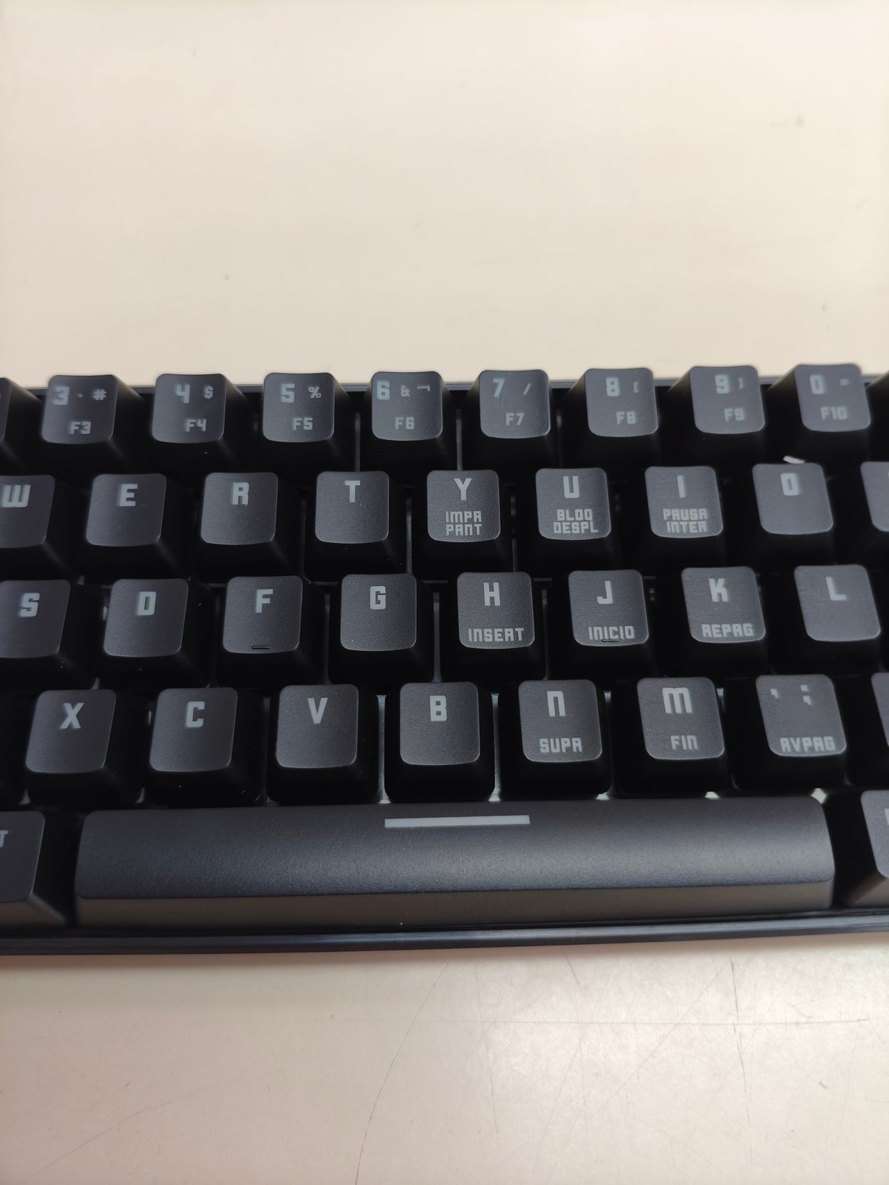 Teclado mecánico gaming KROM KLUSTER 60% RGB, Bluetooth/USB