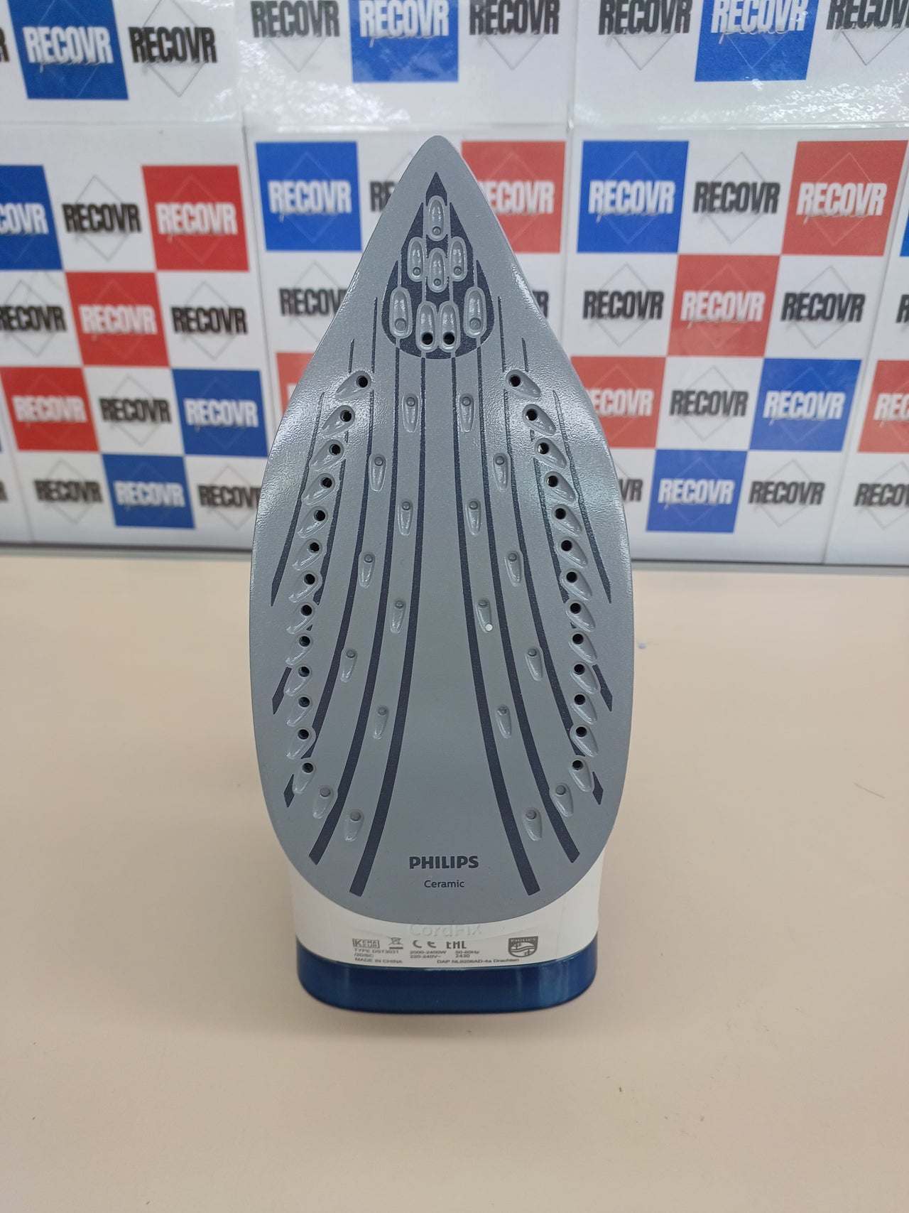 Plancha de vapor , 2400 W, potencia de vapor constante de 40 g/min, golpe de vapor de 180 g, suela de cerámica, vapor vertical, color azul. Philips 3000 Series