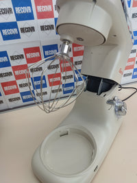 Amasadora 2200W, 8L, 6 vel, accesorios pro - Girmi
