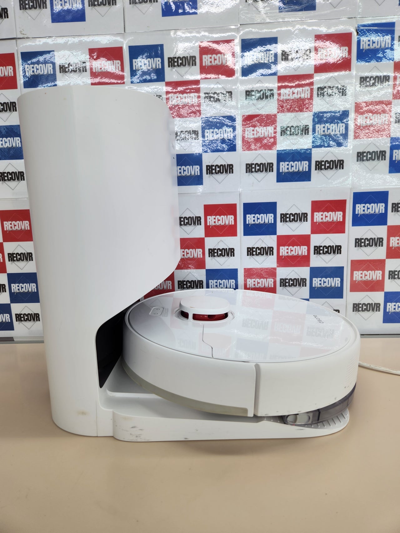 Robot aspirador con autovaciado Dreame D10 Plus