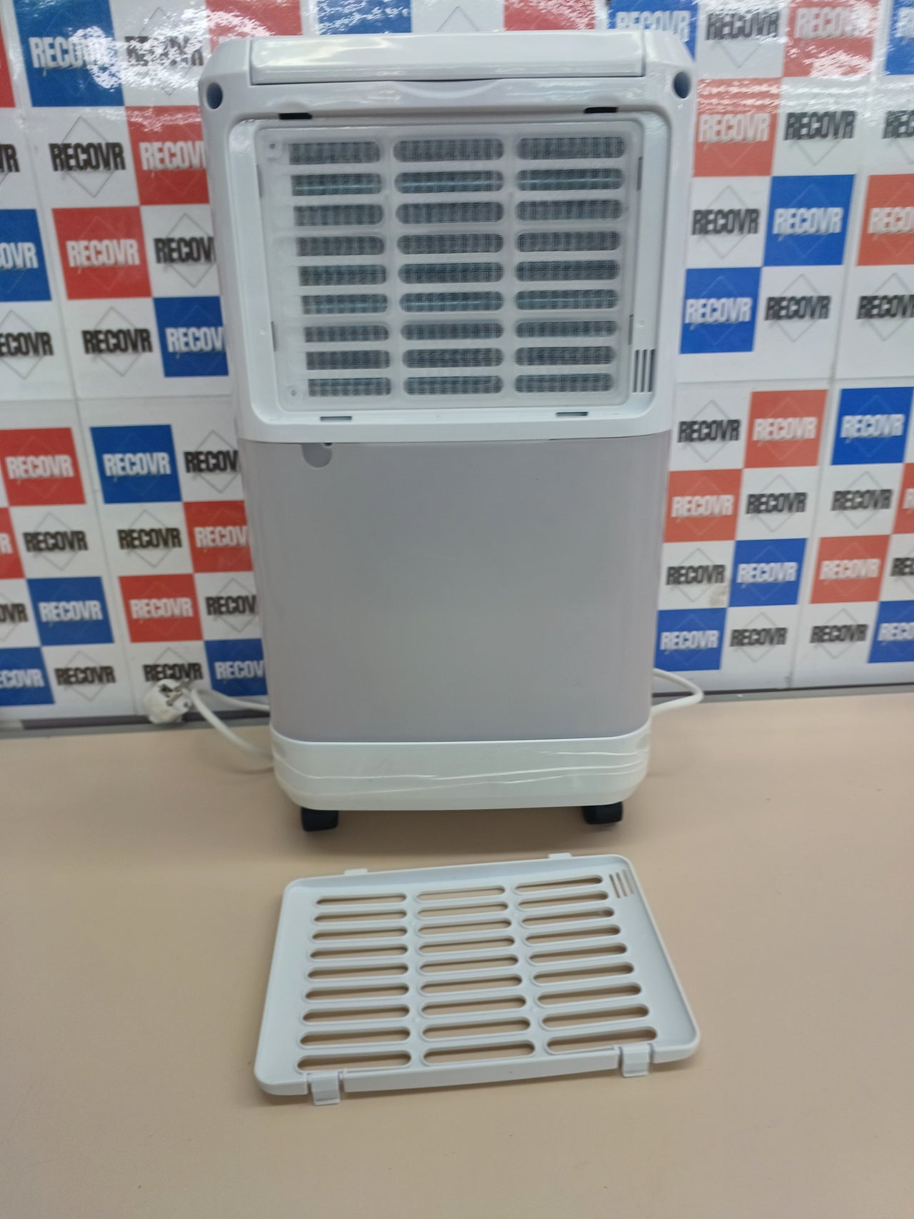 Deshumidificador 10 L/día Pure System 45 m³ Olimpia