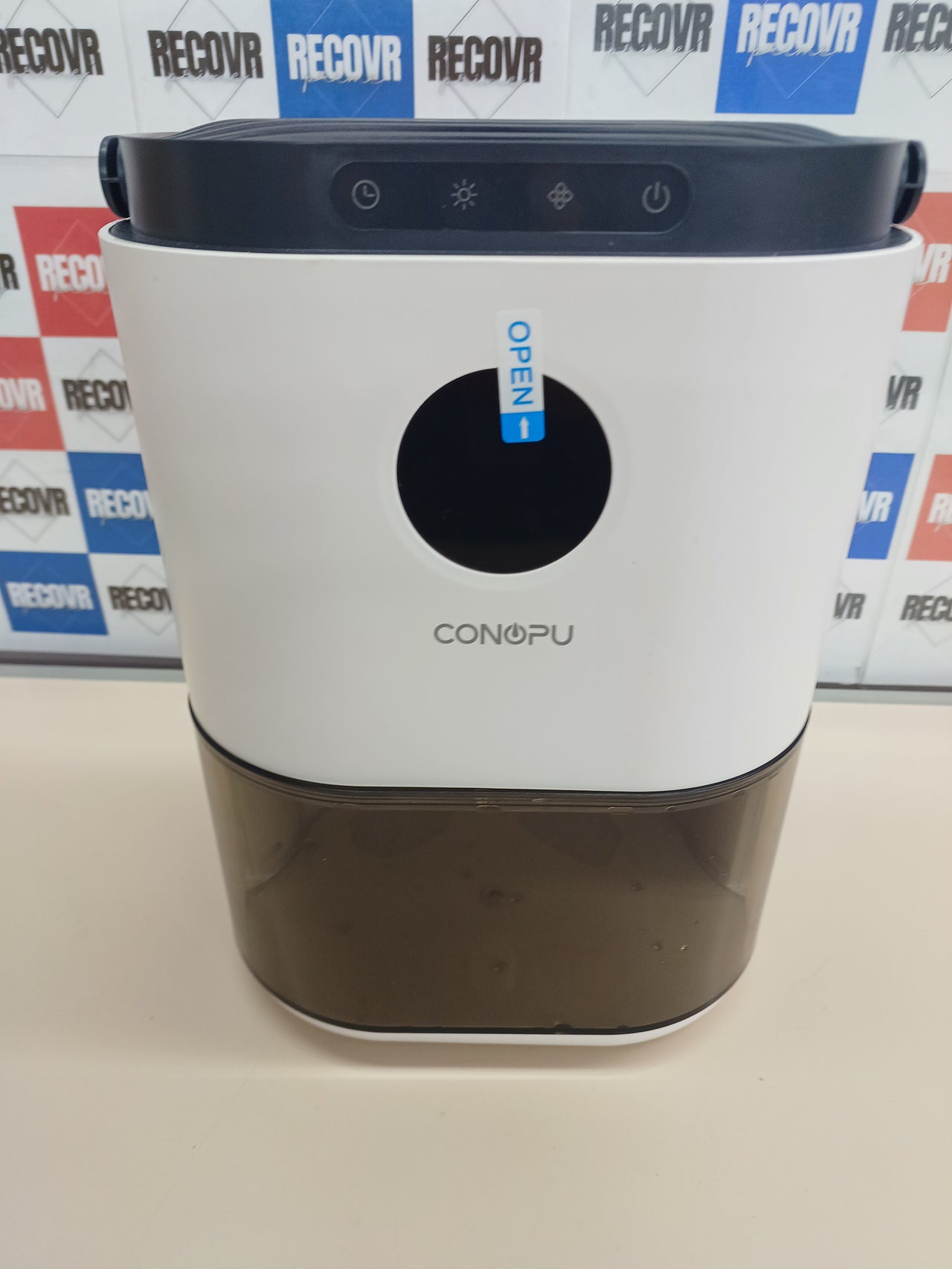 Deshumidificador 2,3L con sensor y luces 7 colores CONOPUPlus