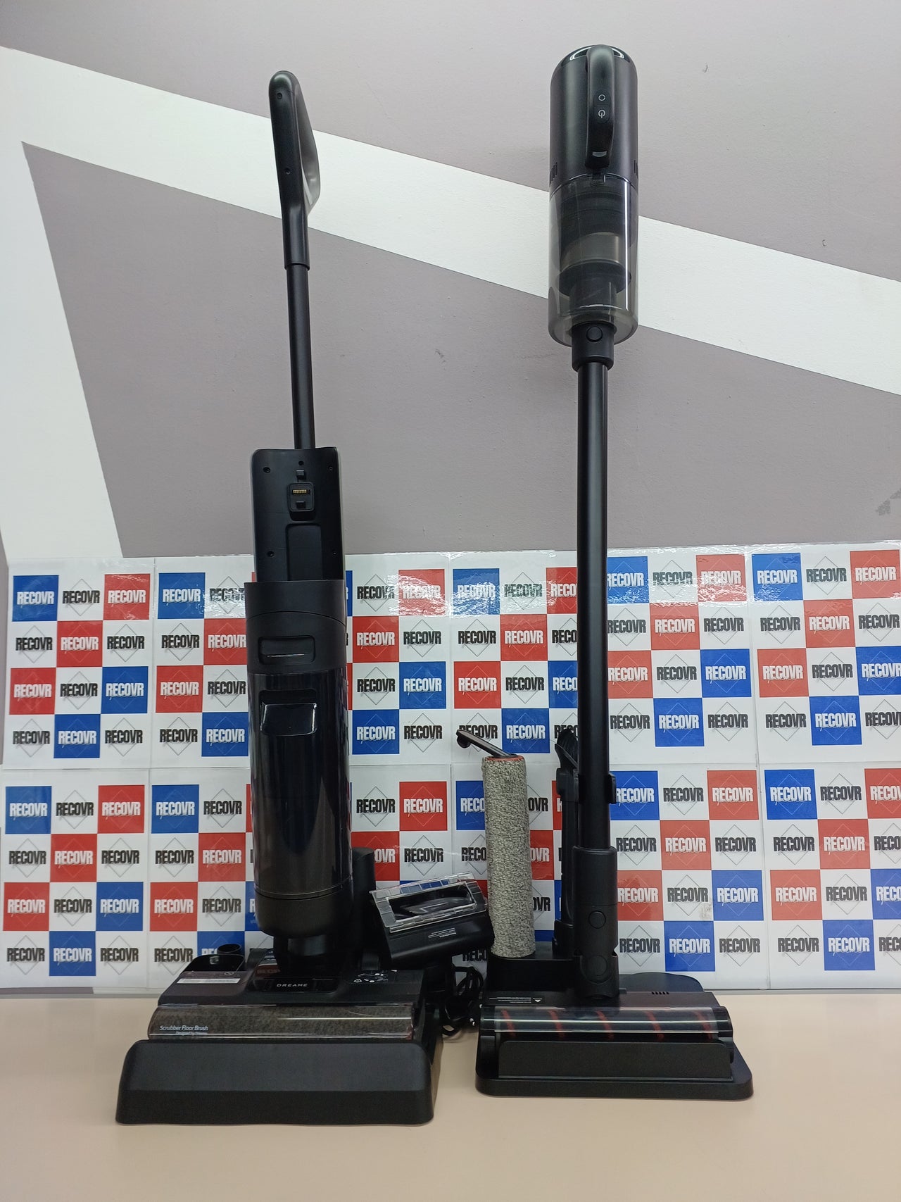DREAME H12 Dual Aspiradora en Seco y Húmedo, 16000PA Aspiradora Escoba sin Cable 4 en 1, Autolimpieza a 55 °C, Secado con Aire Caliente, Limpieza de Borde a Borde, 4 Modos de Limpieza