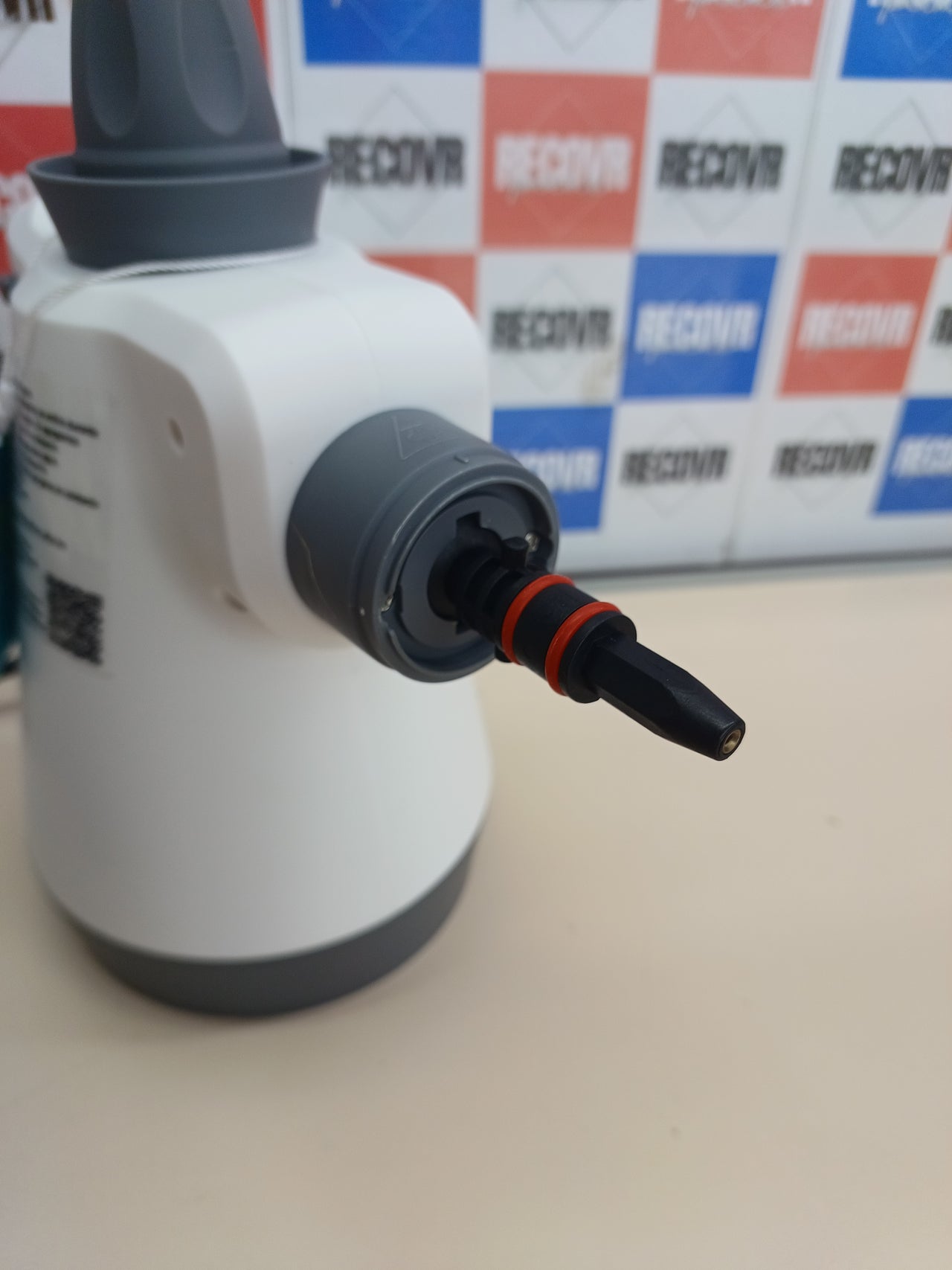 Limpiador a vapor portátil