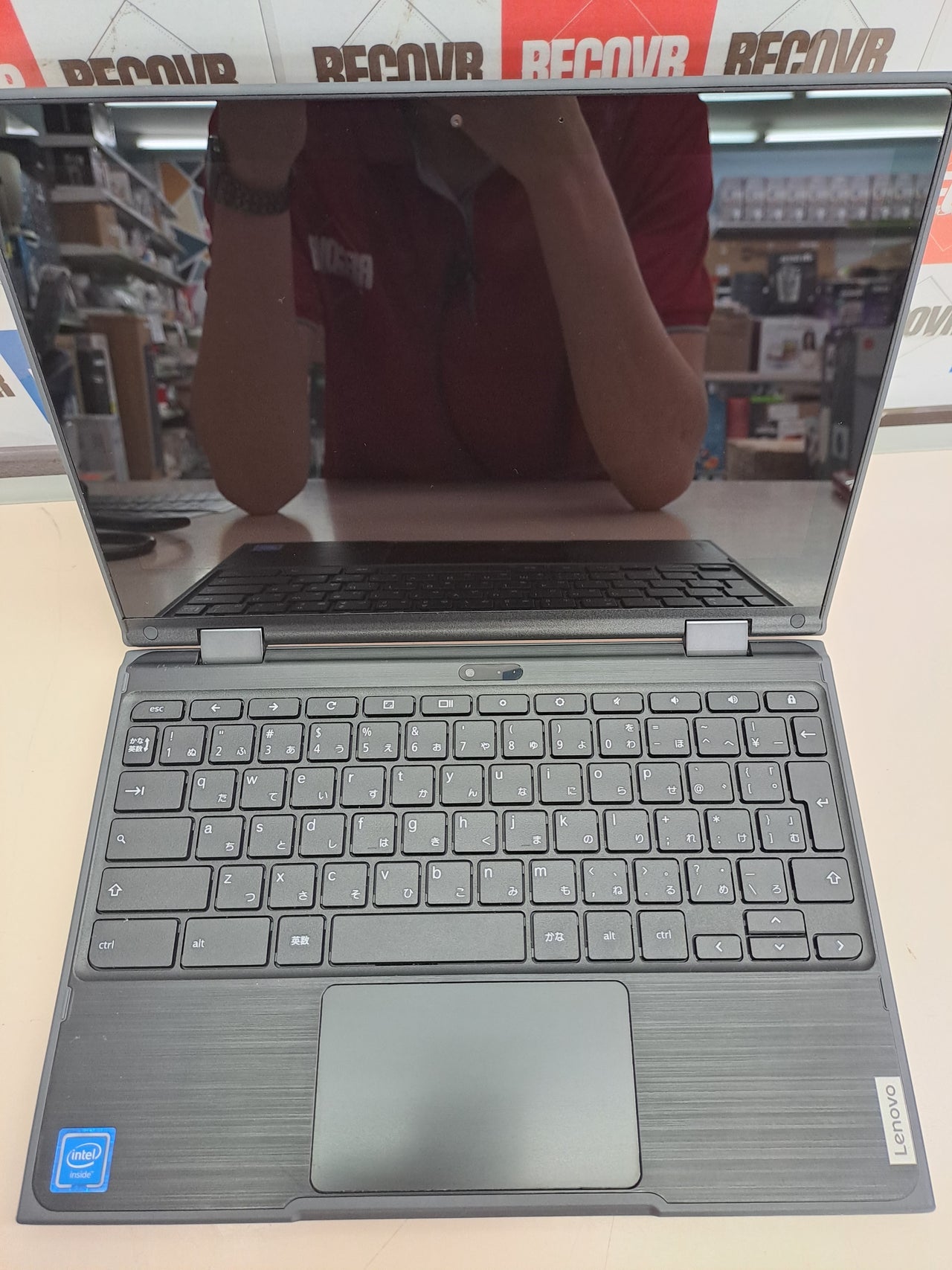 Chromebook 2 en 1 táctil 11,6” Lenovo 300e Celeron 4GB 32GB
