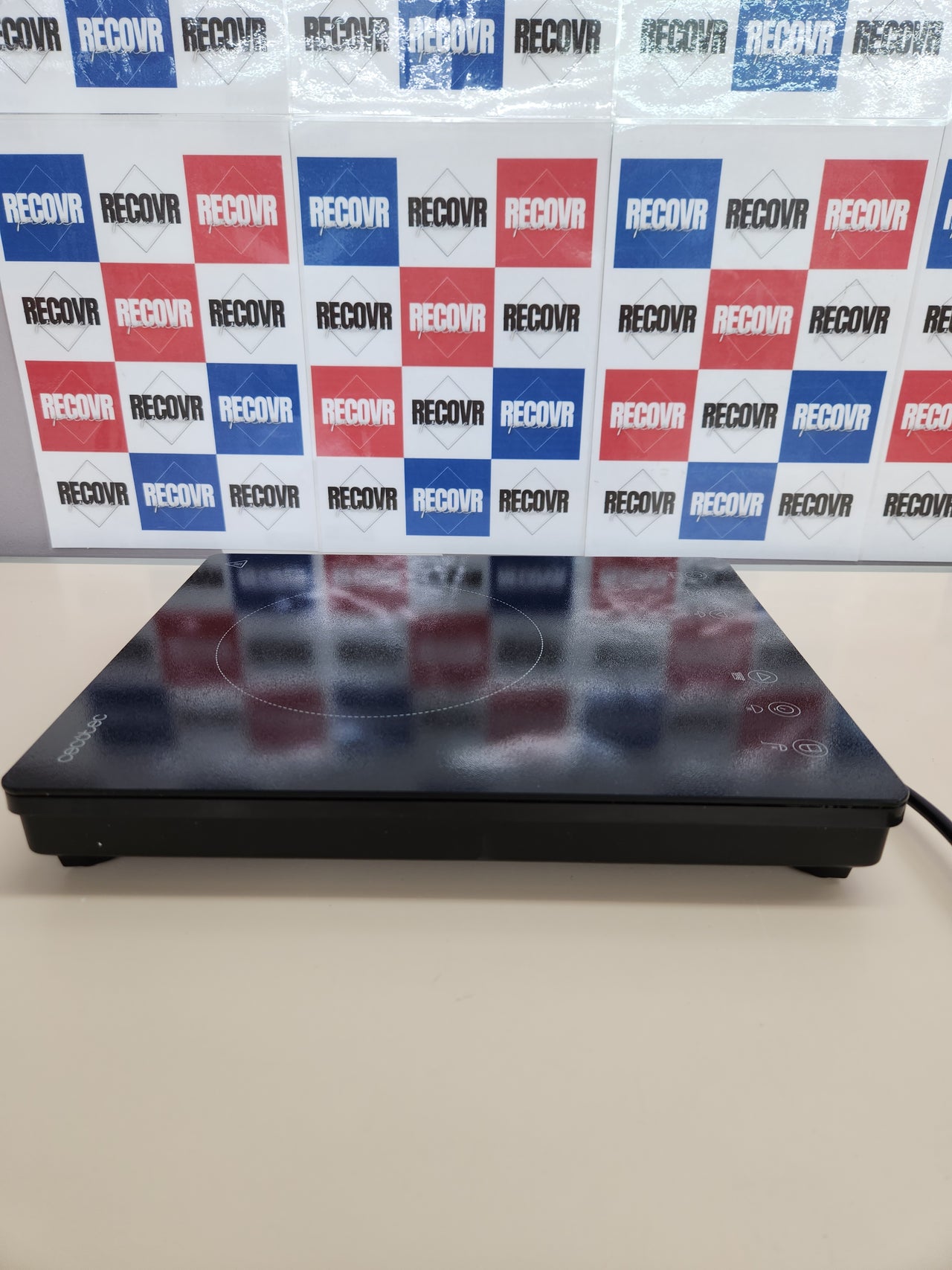 Placa Inducción 2000W, 1 Fuego Full Magma Slim.  8 Niveles, Diseño en Cristal de Alta Resistencia, Display Táctil, Temporizador, Fácil Limpieza Cecotec