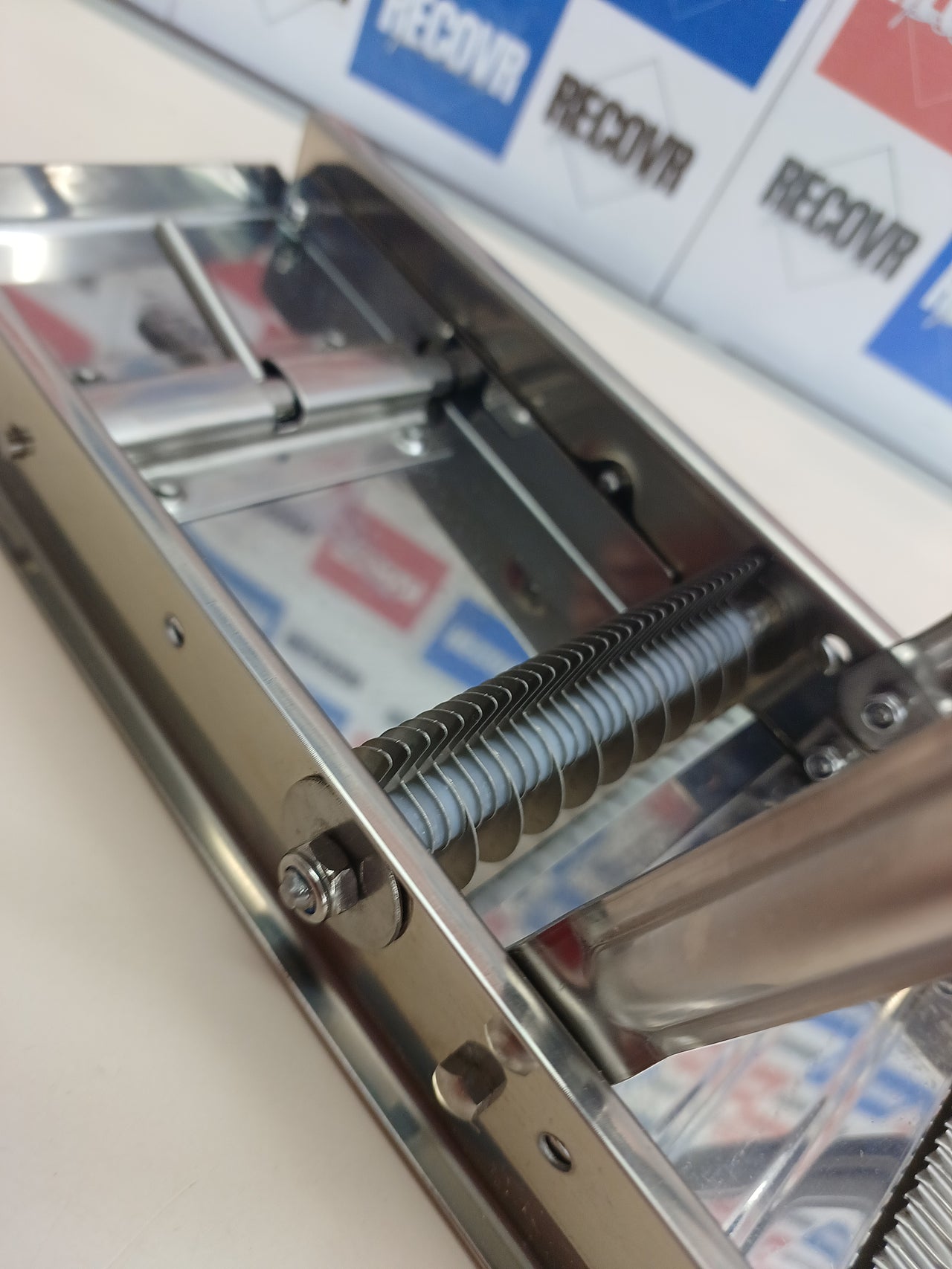 Mandolina profesional acero con peines 3 & 10 mm - LOUIS TELLIER