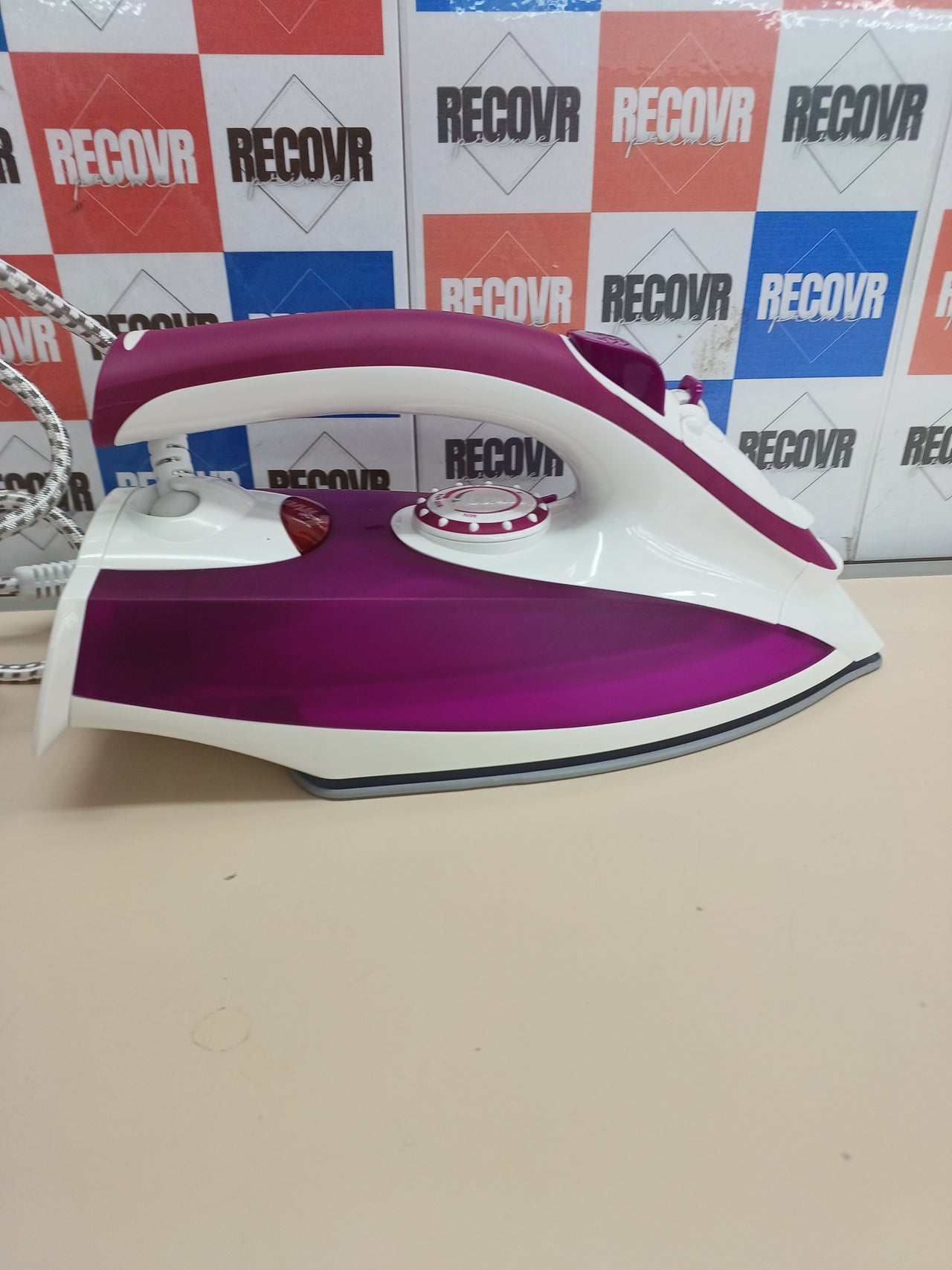 Plancha vapor 2400 W suela cerámica – Severin