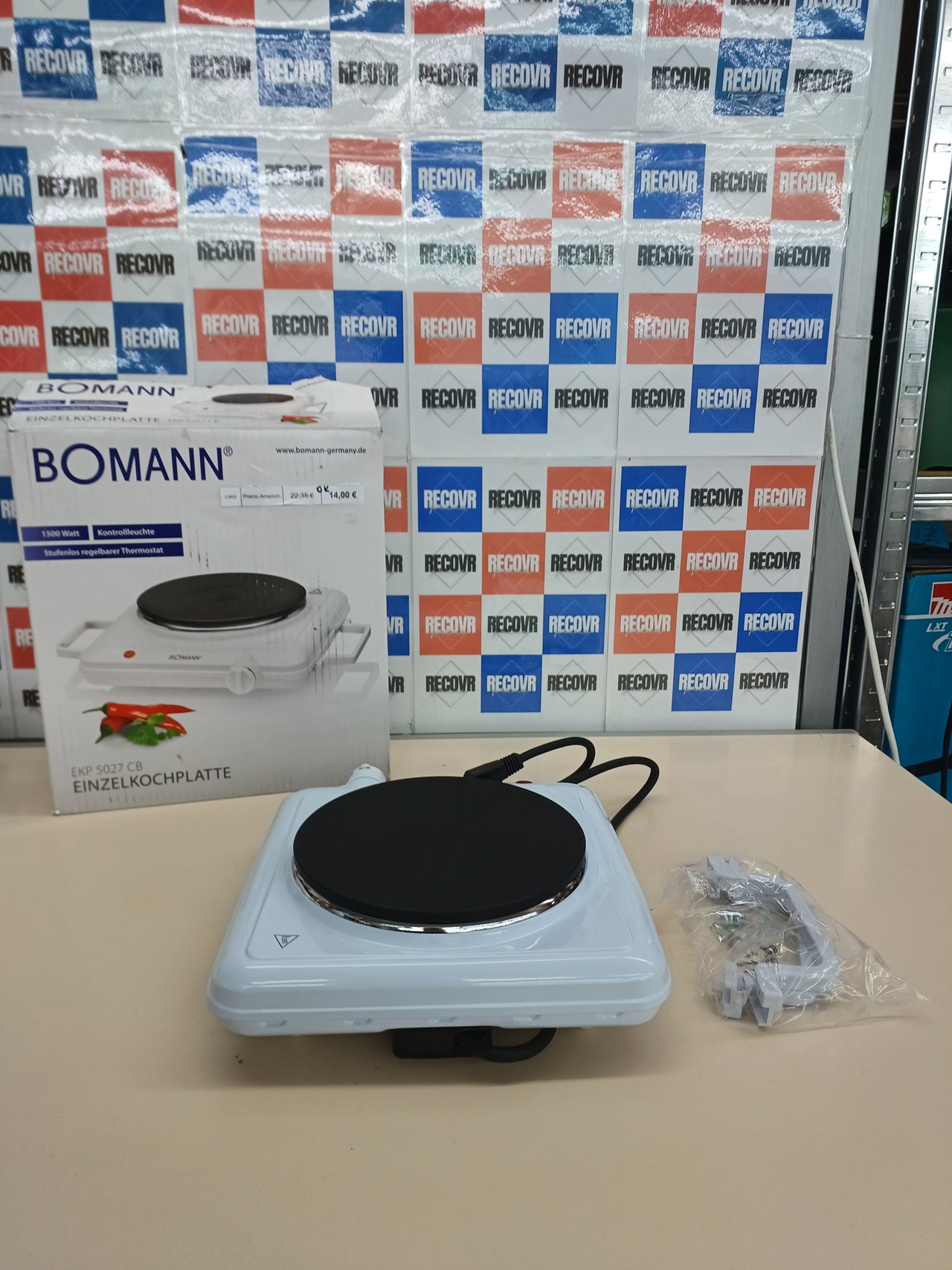 Placa eléctrica 1500W con termostato - Bomann