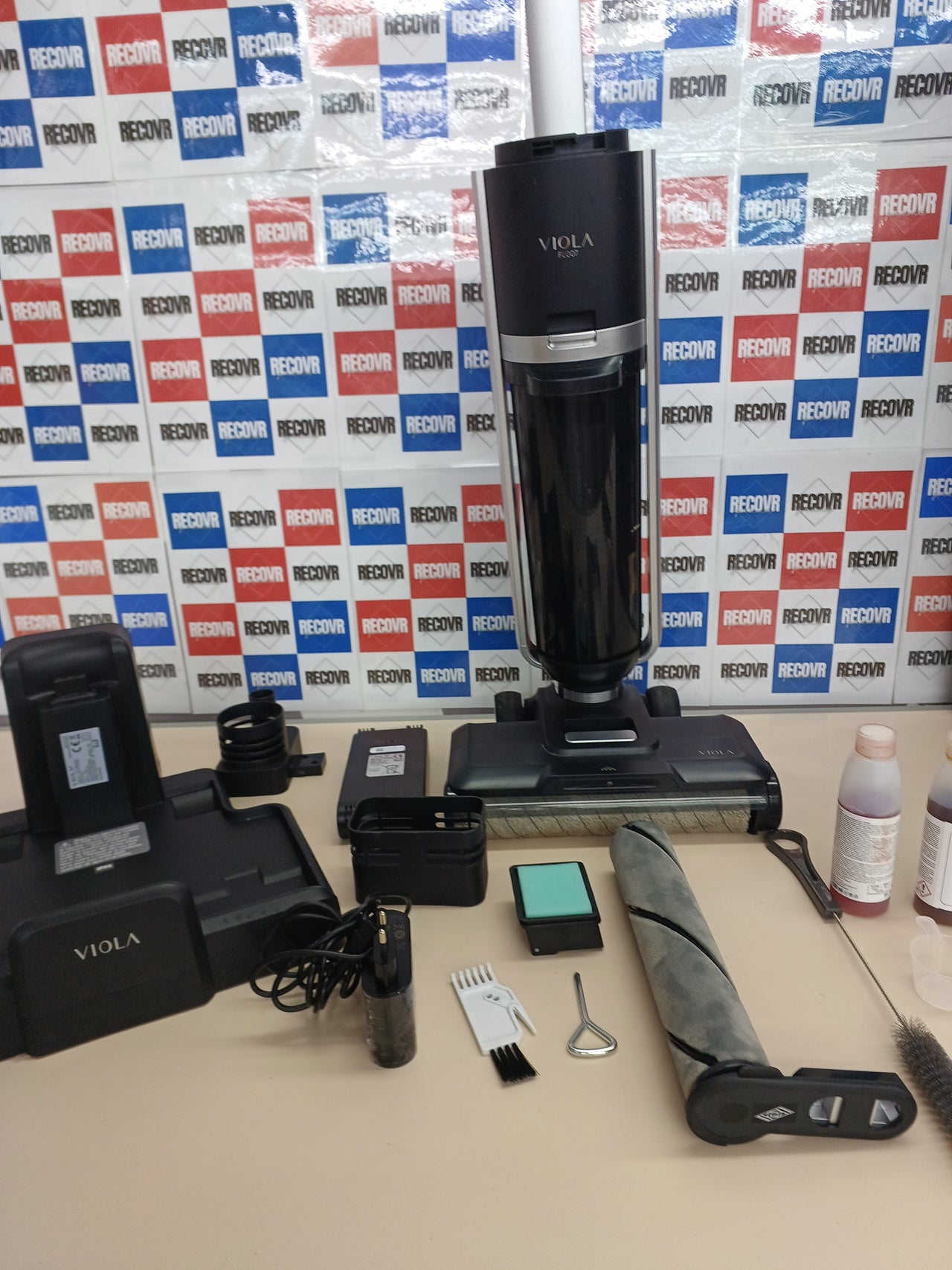 Aspiradora de suelo 2 velocidades ABS negra Viola