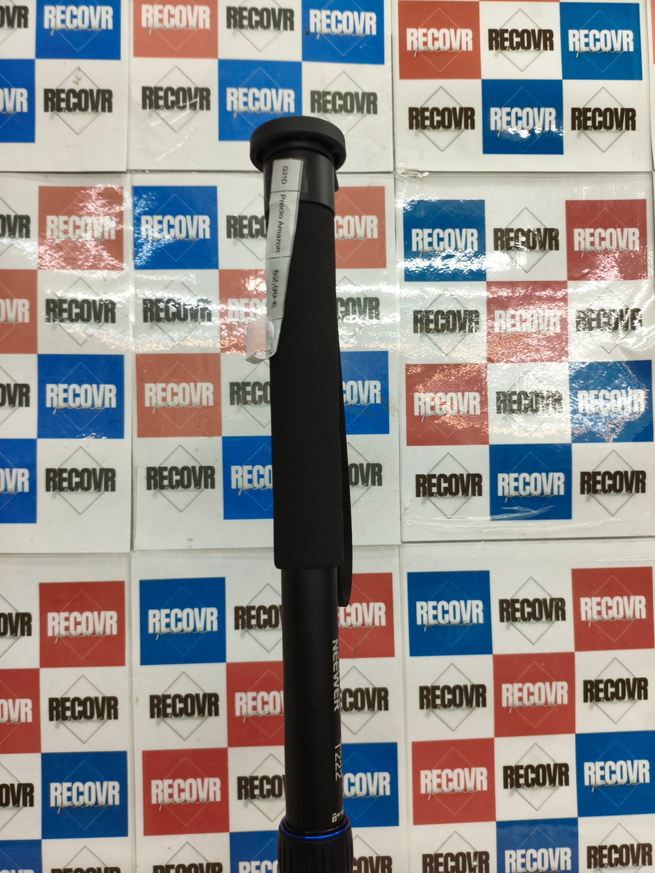 Monopié extensible NEEWER con base plegable para cámara
