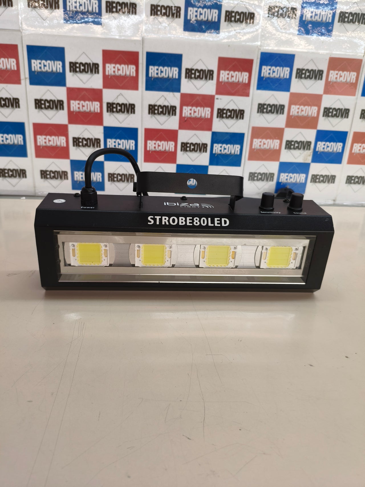Luz estroboscópica LED Ibiza STROBE80LED de 80 W