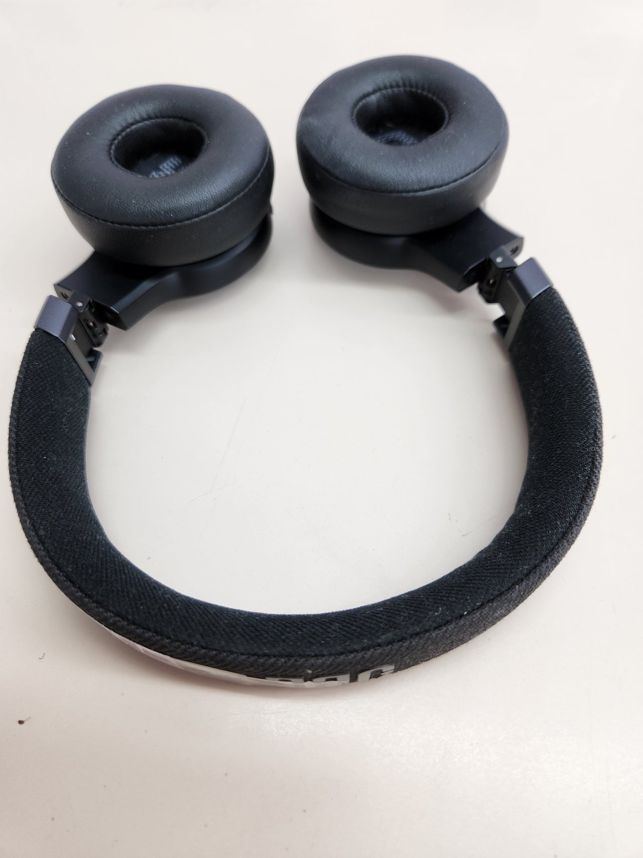 Auriculares JBL 670 NC inalámbricos