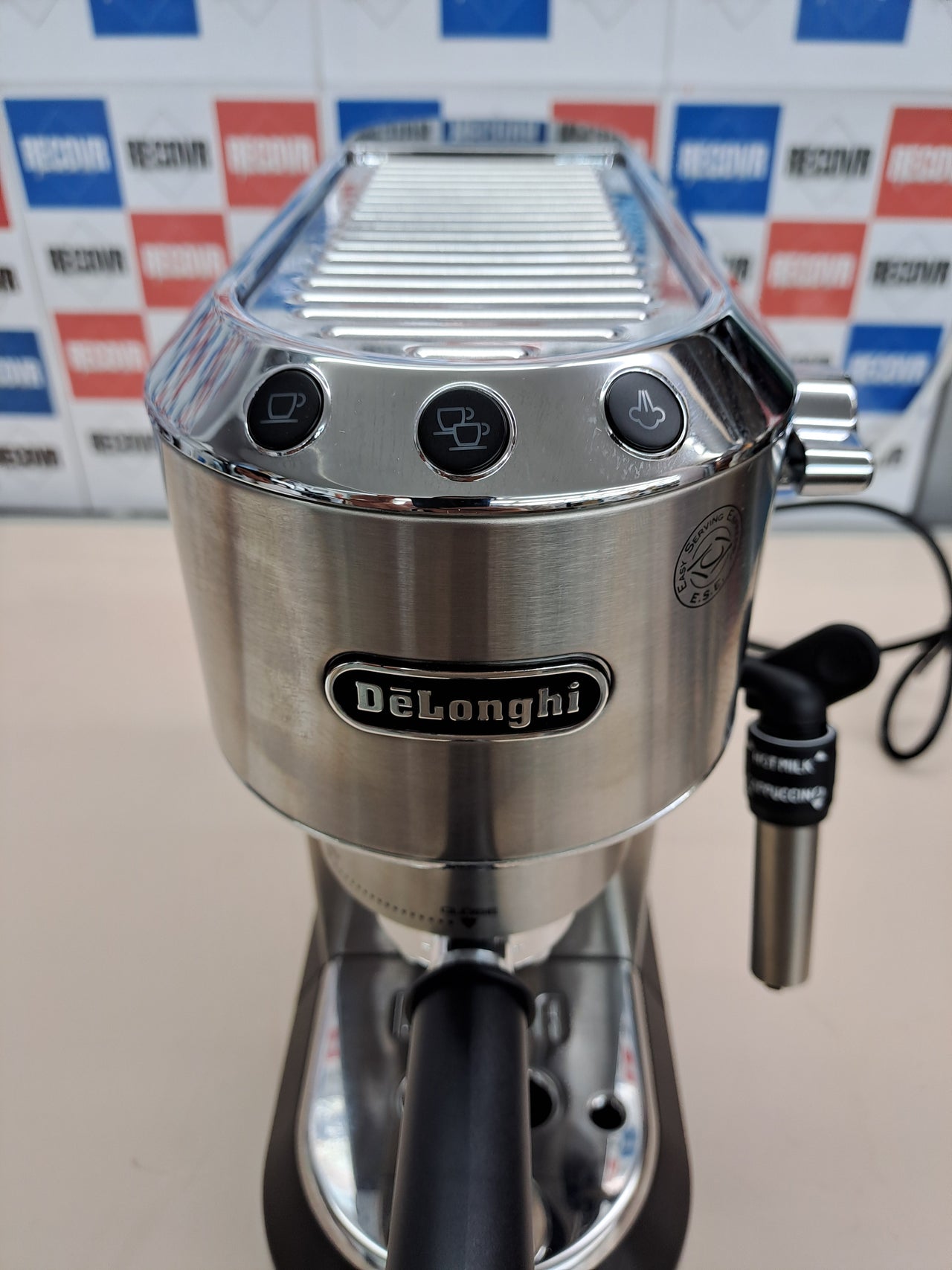 Cafetera De Longhi Dedica style expreso