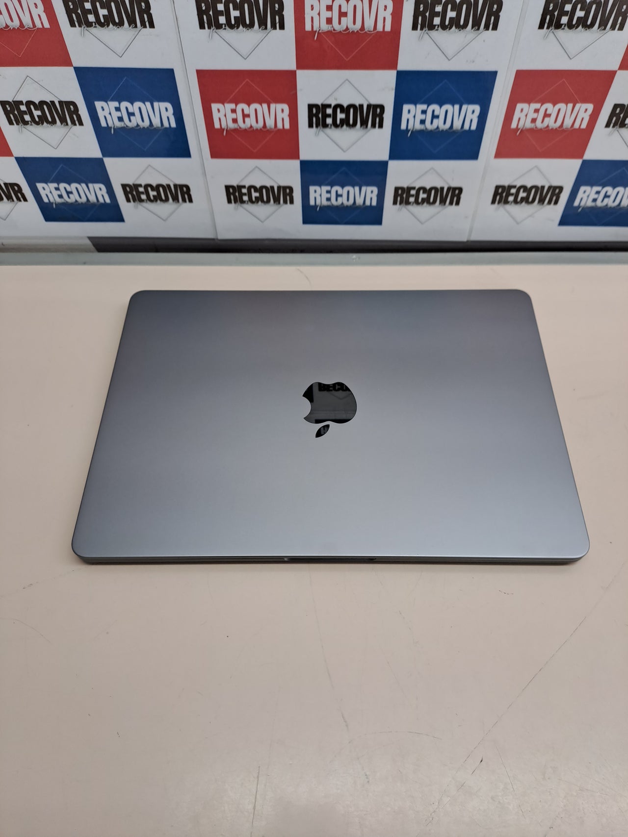 MacBook Air M3 24GB 512GB SSD Apple