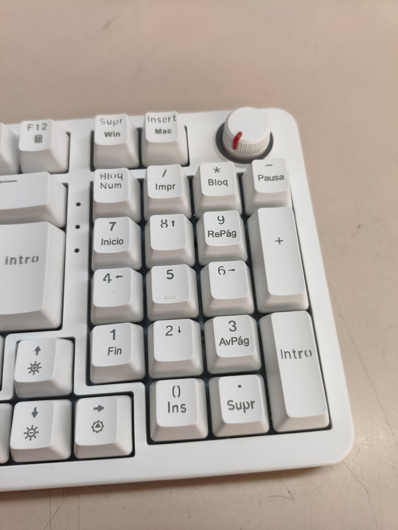 Teclado mecánico gaming Mars Gaming MKPRO