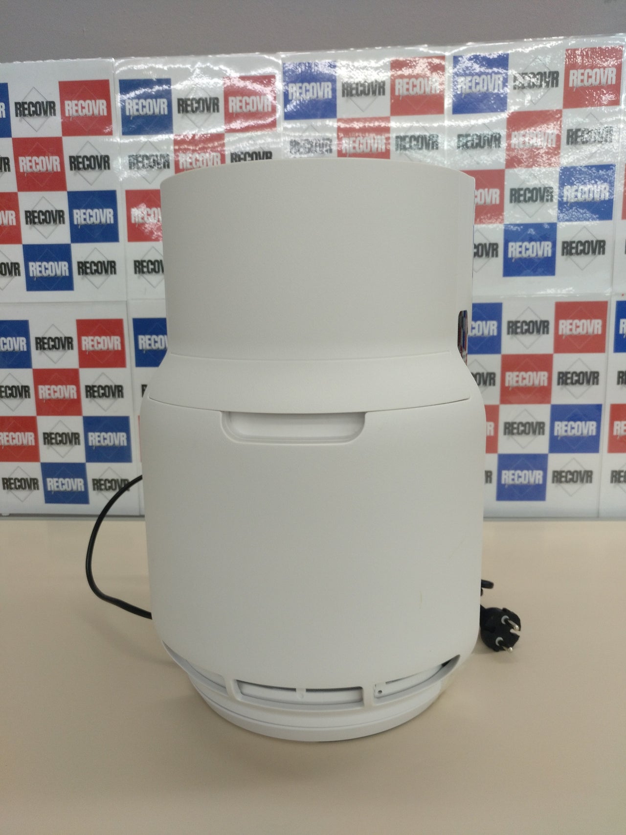 Shark NeverChange hasta 5 años purificador de aire, alcance 60 m², filtro HEPA que dura 5 años, atrapa 99,97 % de alérgenos, polvo, polen, pelusa, automático, silencioso, pantalla led, blanco HP150EU