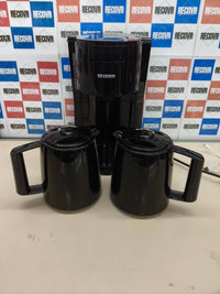 Cafetera de filtro con 2 jarras térmicas, para hasta 16 tazas.