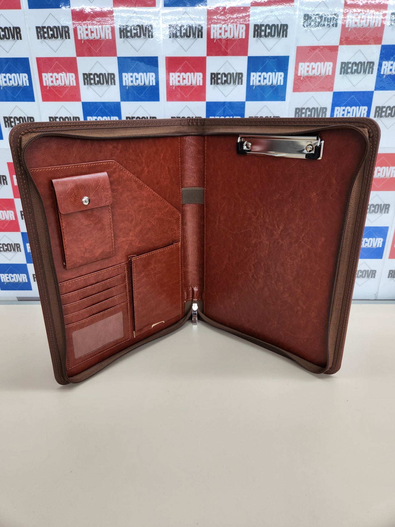 Carpeta de Cuero zipper marrón