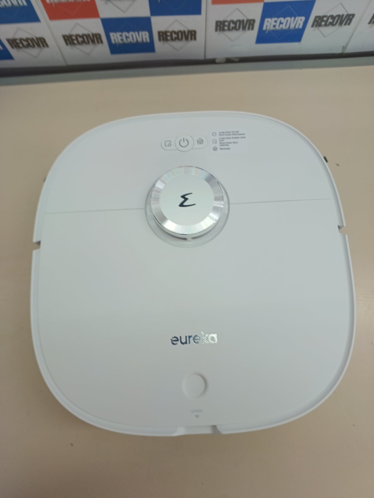 Robot aspirador 5000 Pa con autovaciado – Eureka