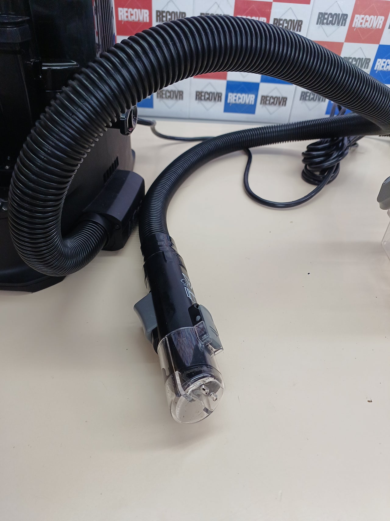 Aspiradora tapicerías 1000 W vapor HydroSteam Bissell