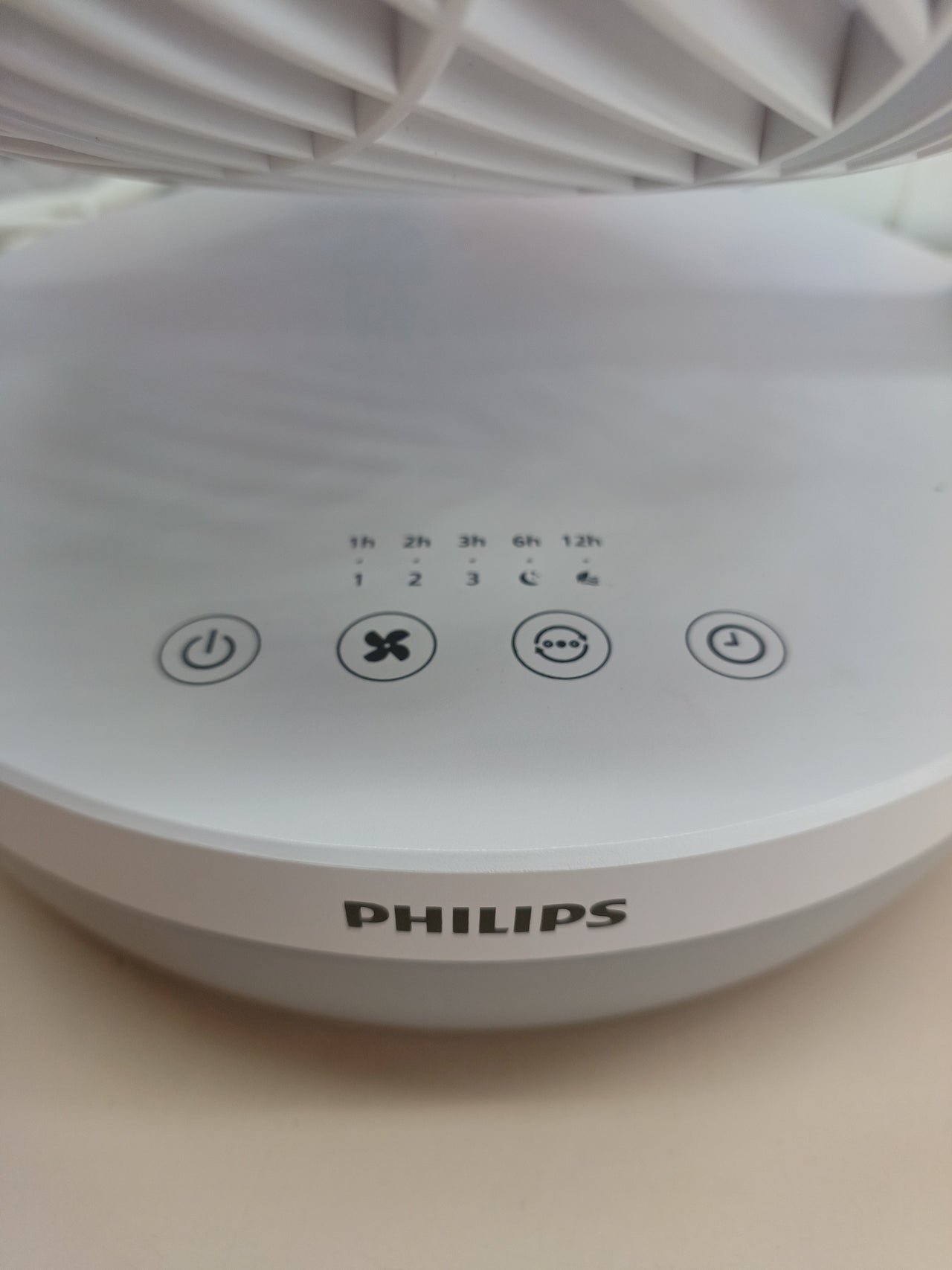 Ventilador sobremesa ultrasilencioso 23 dB con temporizador – Philips