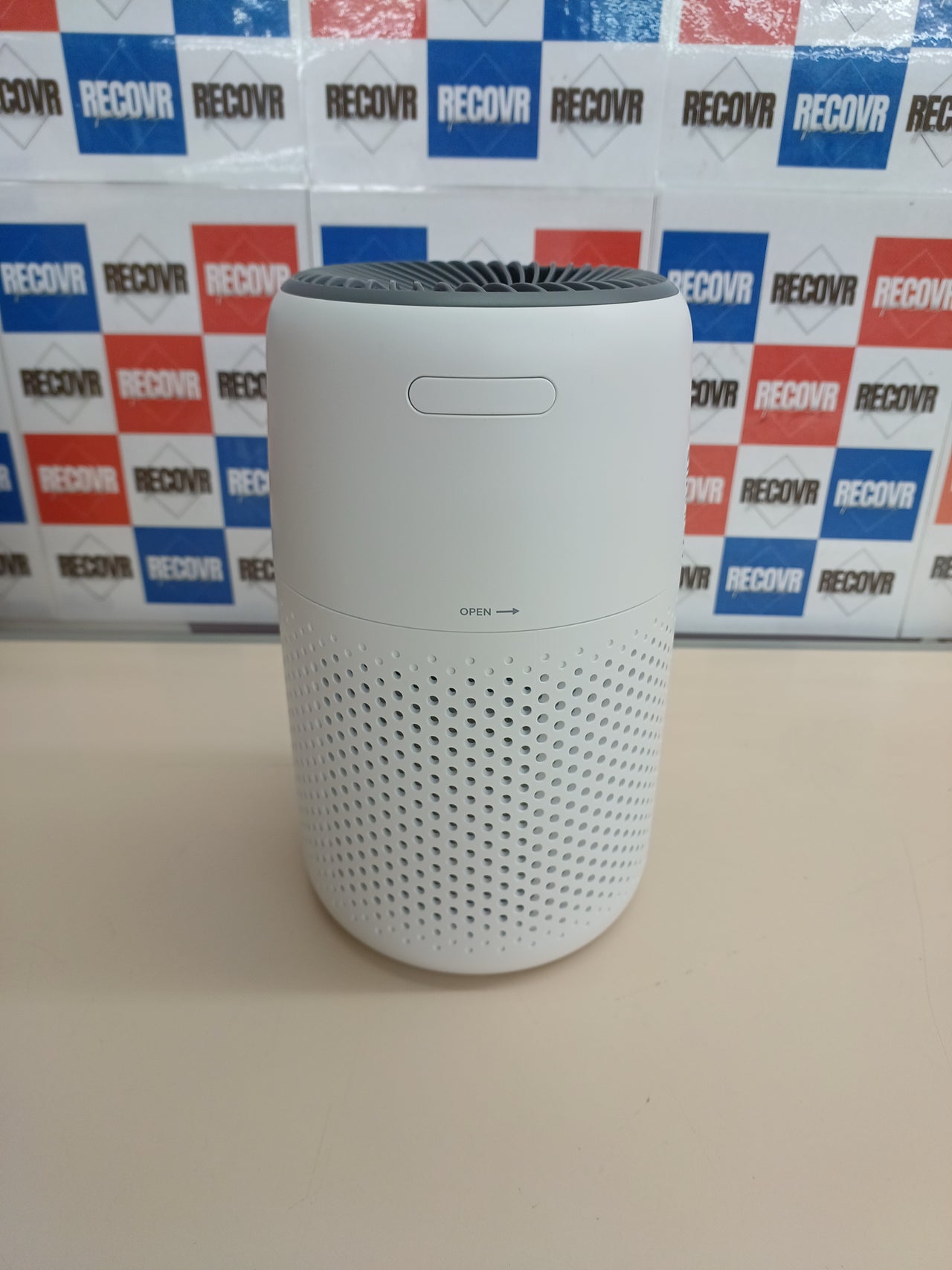 Purificador de Aire LEVOIT Core Mini, Silencioso, Filtro HEPA, 7W