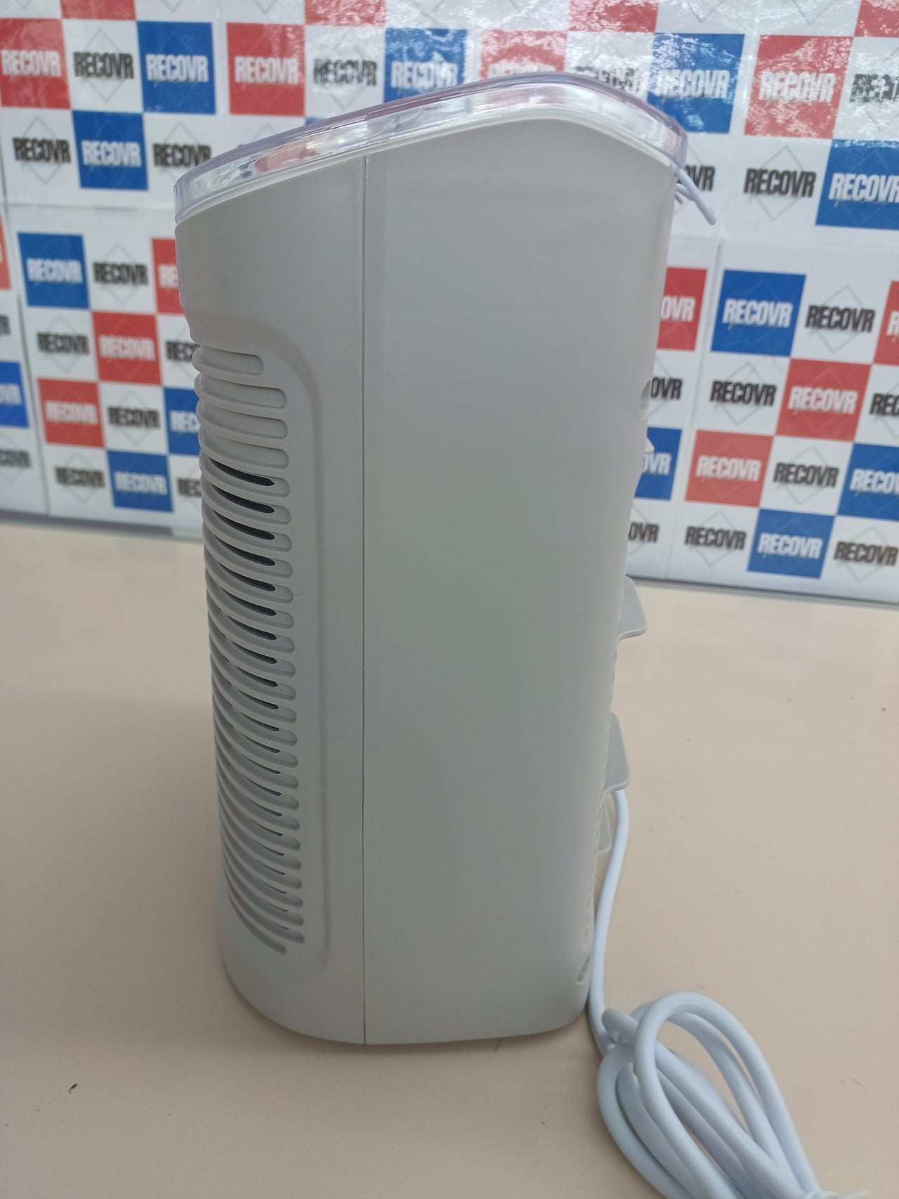 Calefactor bajo consumo hasta 2400W, 2 velocidades y aire frio