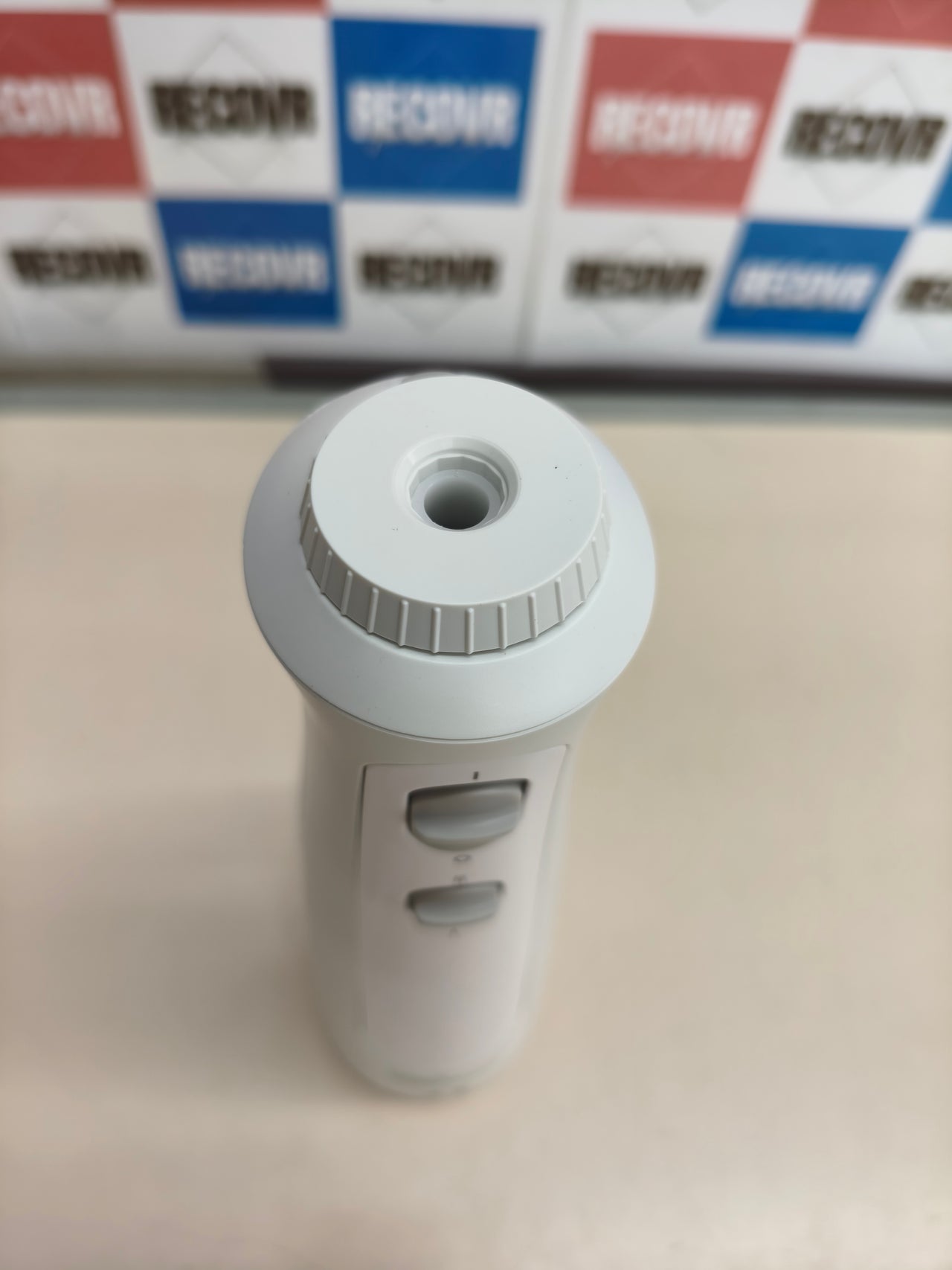 Irrigador dental inalámbrico Waterpik WF-13 recargable