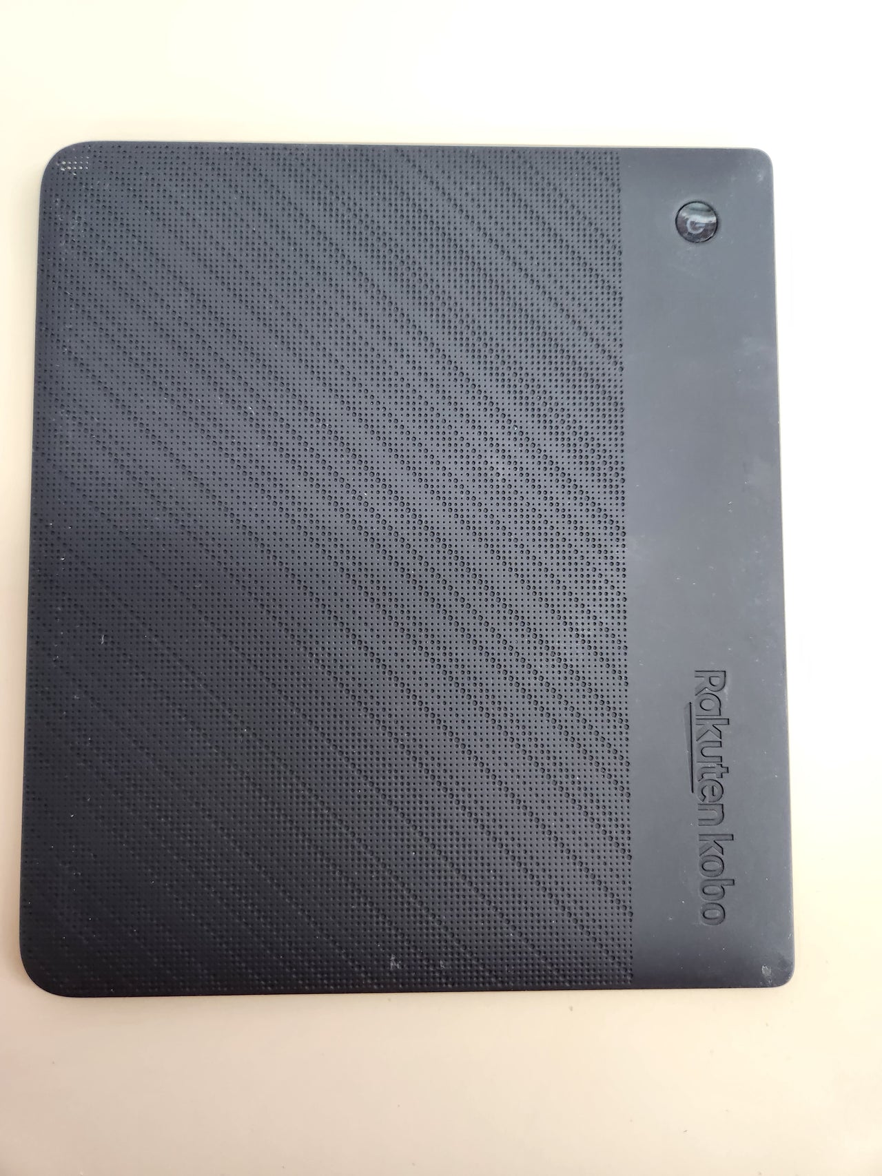 eReader 8" táctil 32GB con Bluetooth e IPX8 Kobo