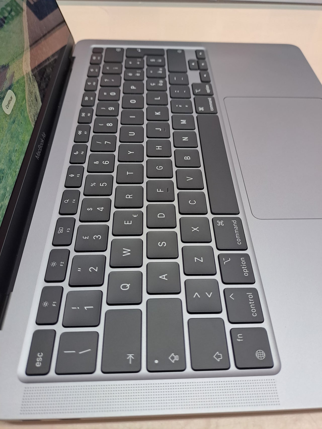 MacBook Air 13” M1 8GB 512GB gris espacial Apple