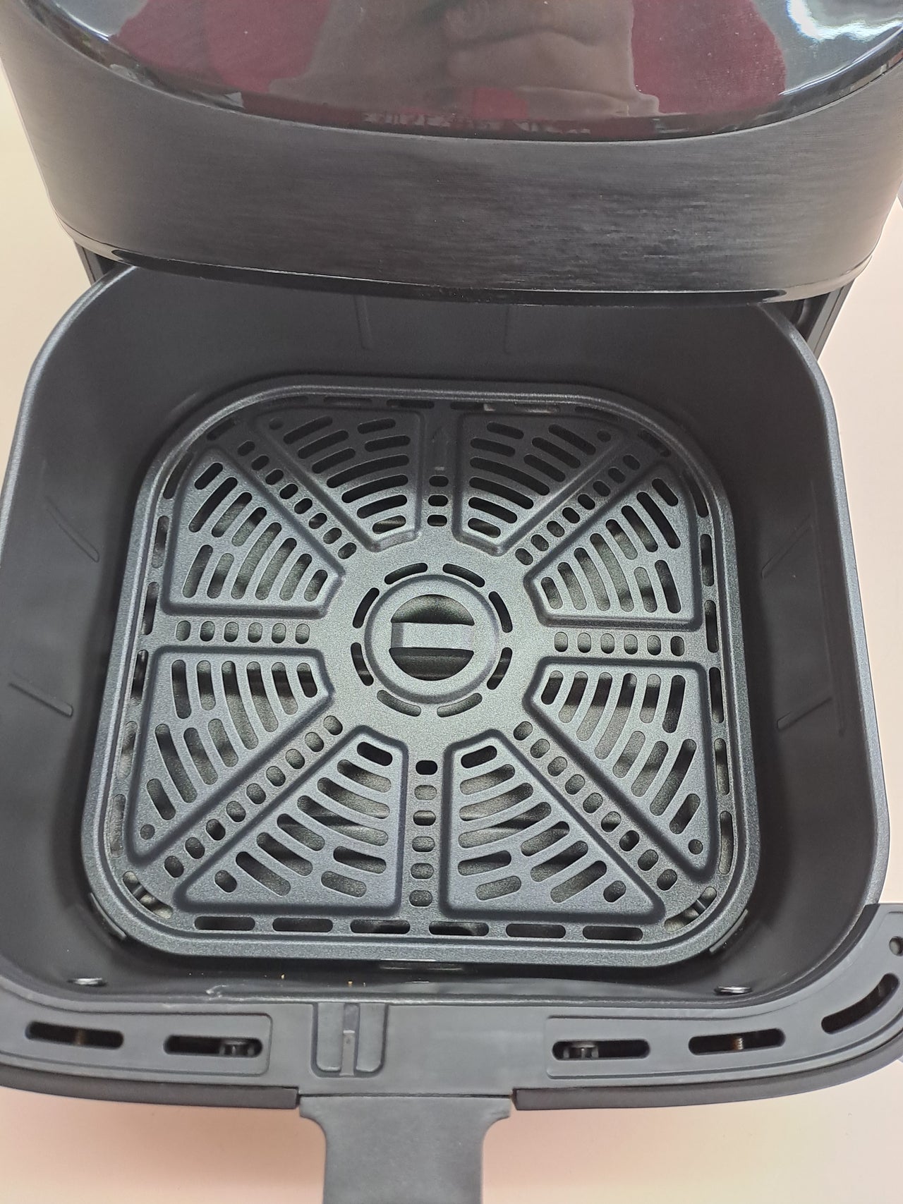 Freidora aire 5,7 L 1700 W interior metálico – Cosori