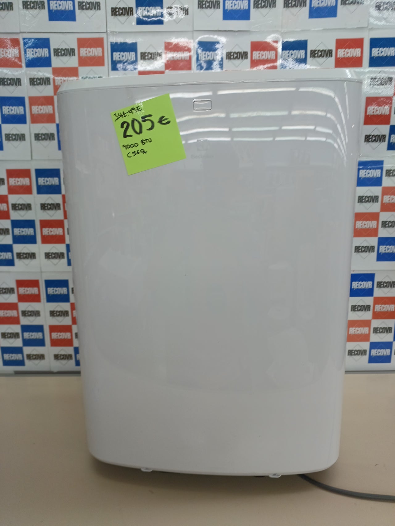 Aire acondicionado portátil 9000 BTU WiFi silencioso Electrolux