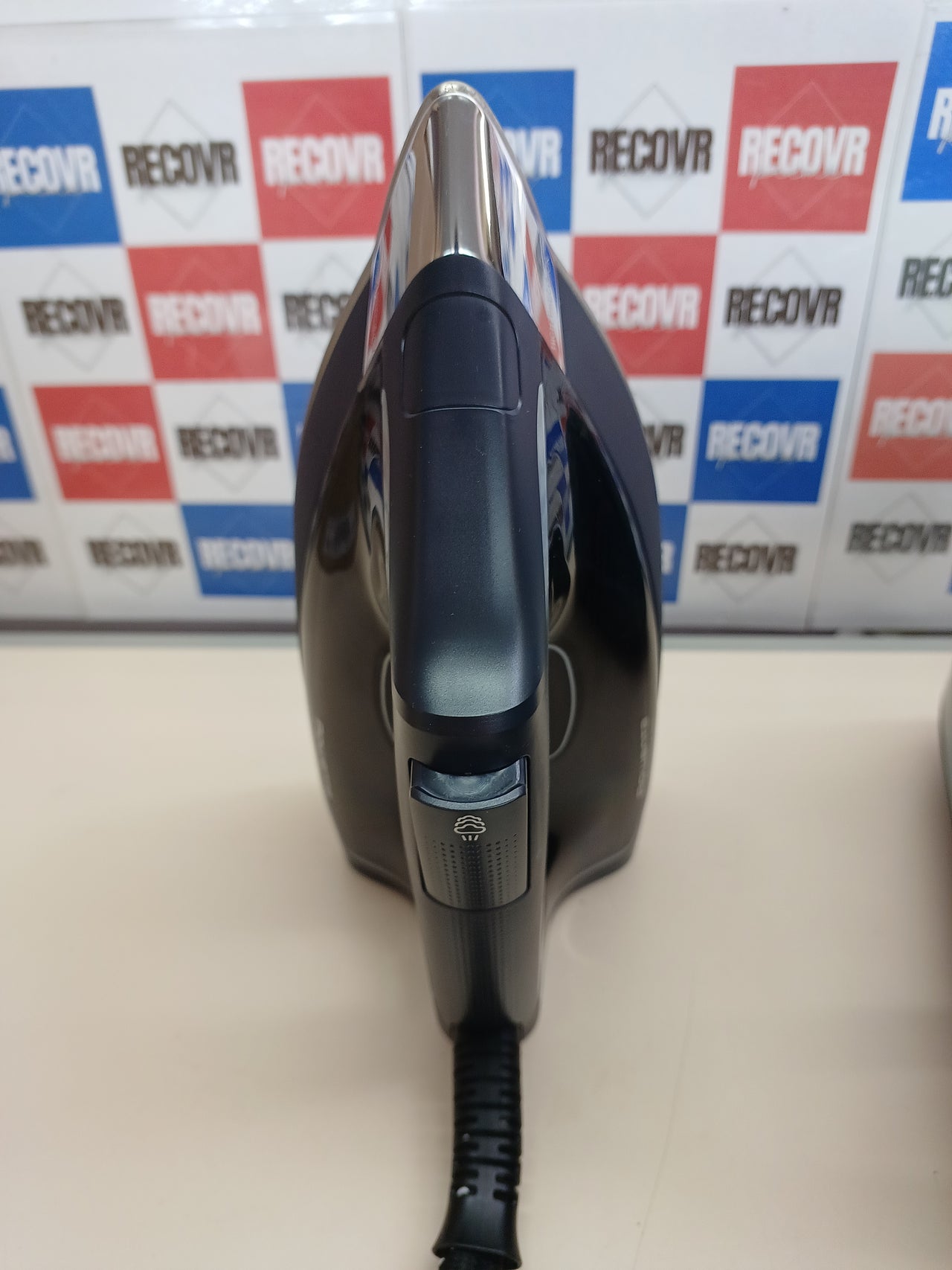 Centro de planchado vapor potente y eco, depósito 1,1 L - Rowenta Eco Steam Pro