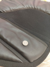 Almohadilla de equitación Covalliero AiRide (50 cm, negra)