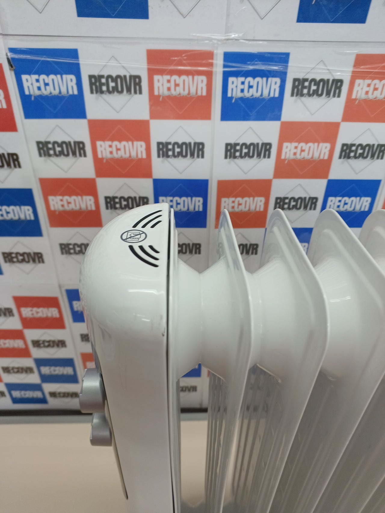 Radiador aceite 1500W 7 módulos bajo consumo - Cecotec