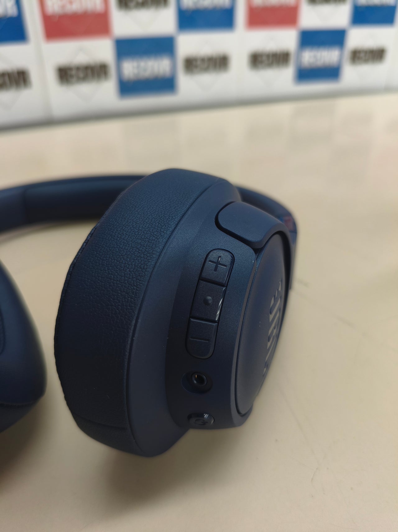 Auriculares JBL Tune 720BT inalámbricos Bluetooth azules 76 horas de batería
