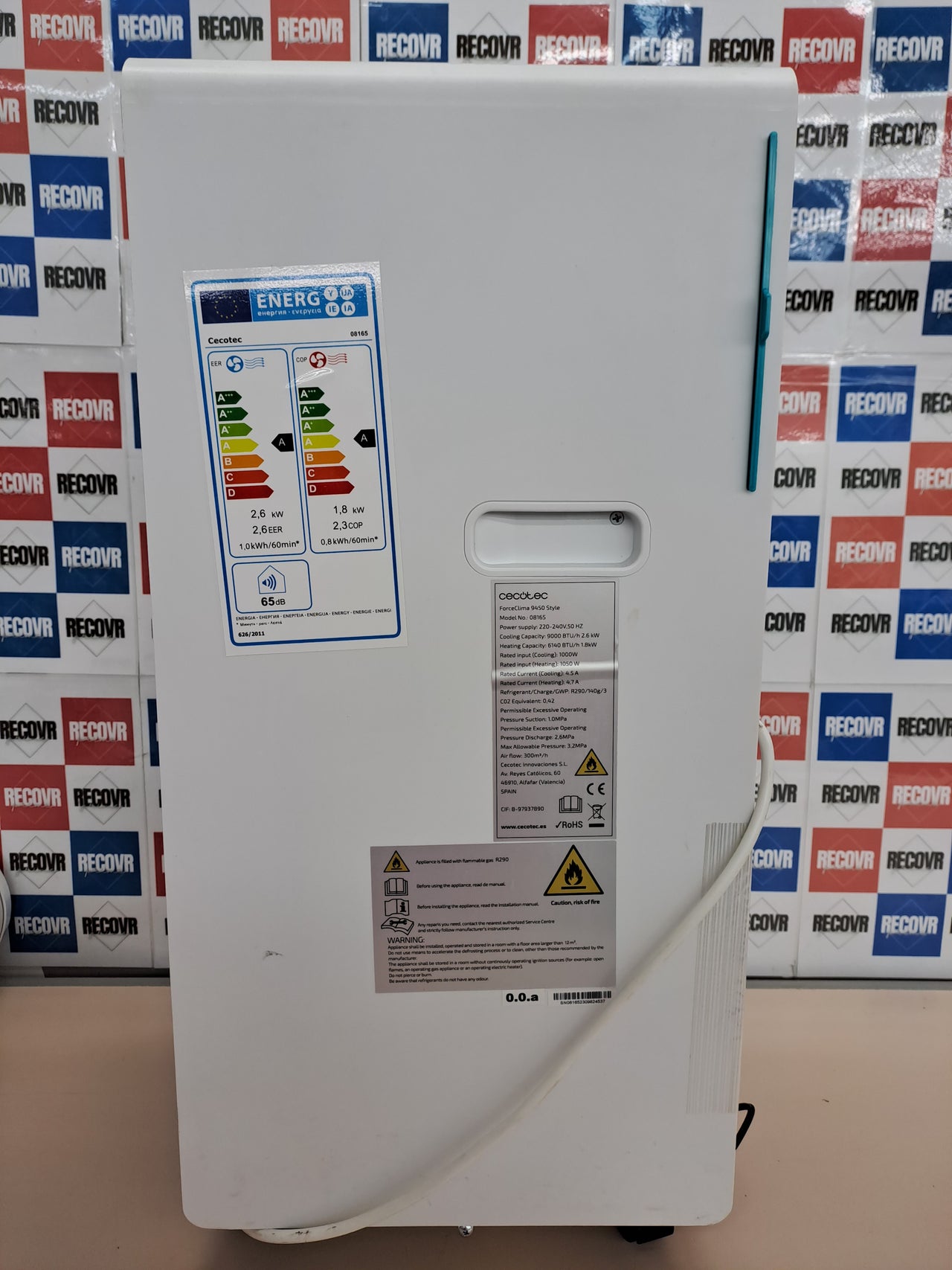 Aire acondicionado portátil 9000 BTU con calor Cecotec