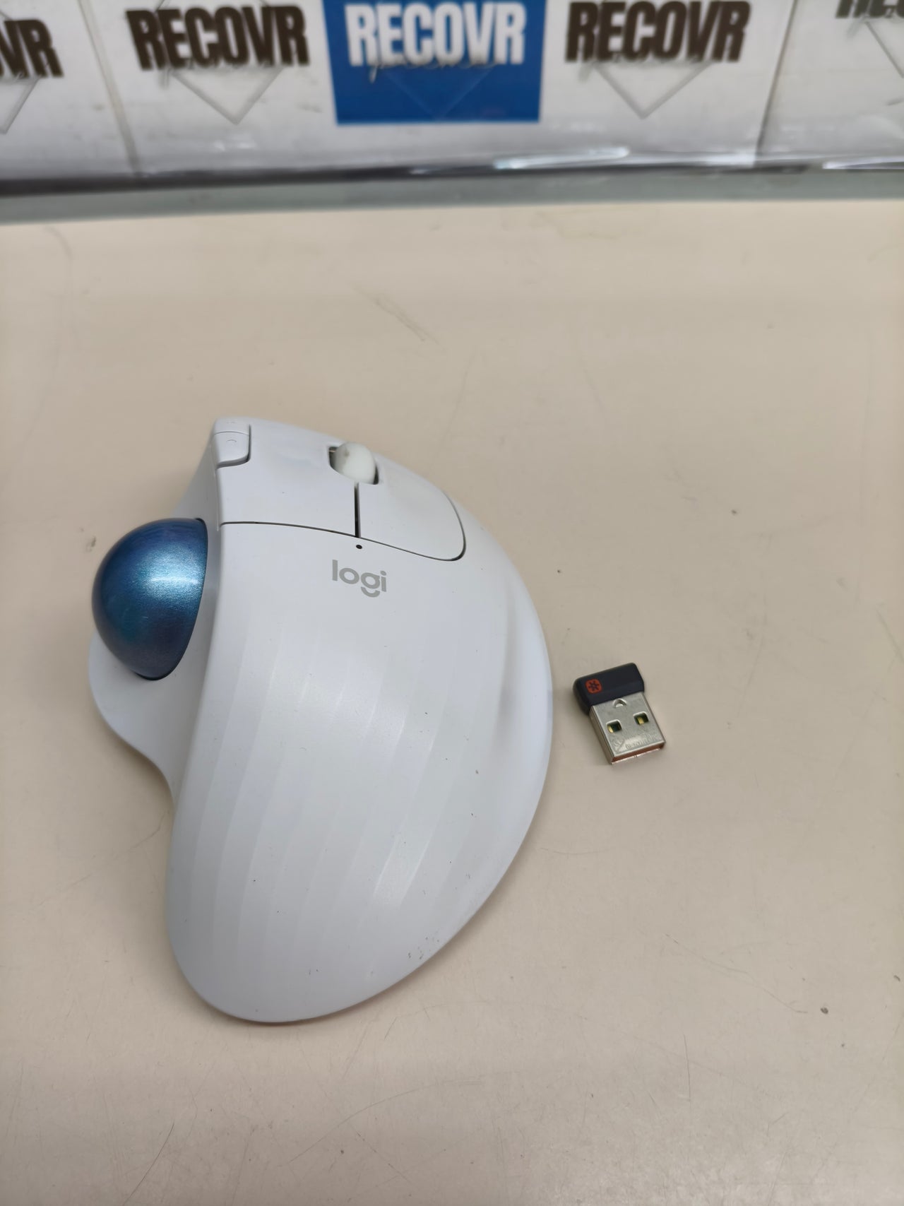 Ratón ergonómico inalámbrico Logitech Ergo M575S con trackball