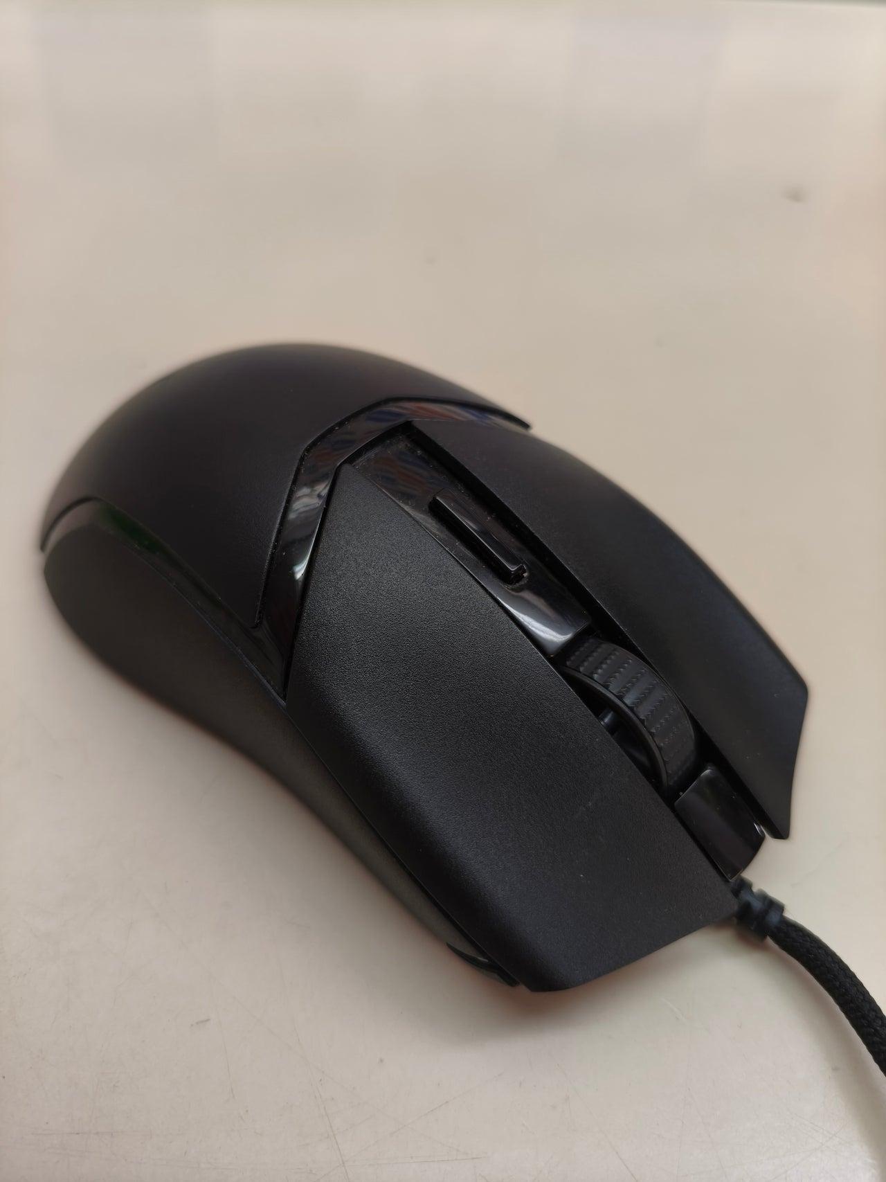 Ratón gaming con cable Razer Cobra ultraligero