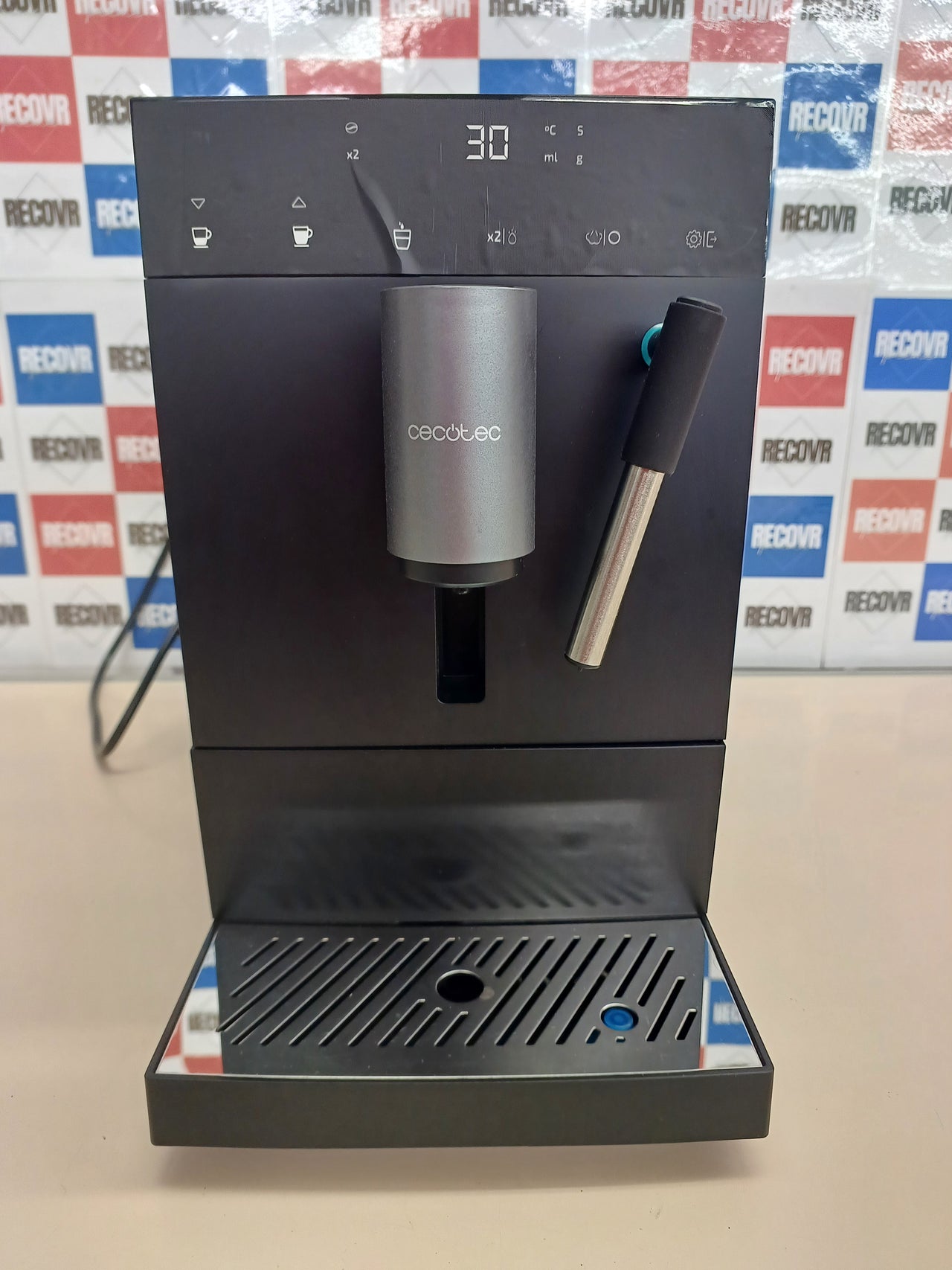 Cafetera superautomática 19 bares vaporizador – Cecotec
