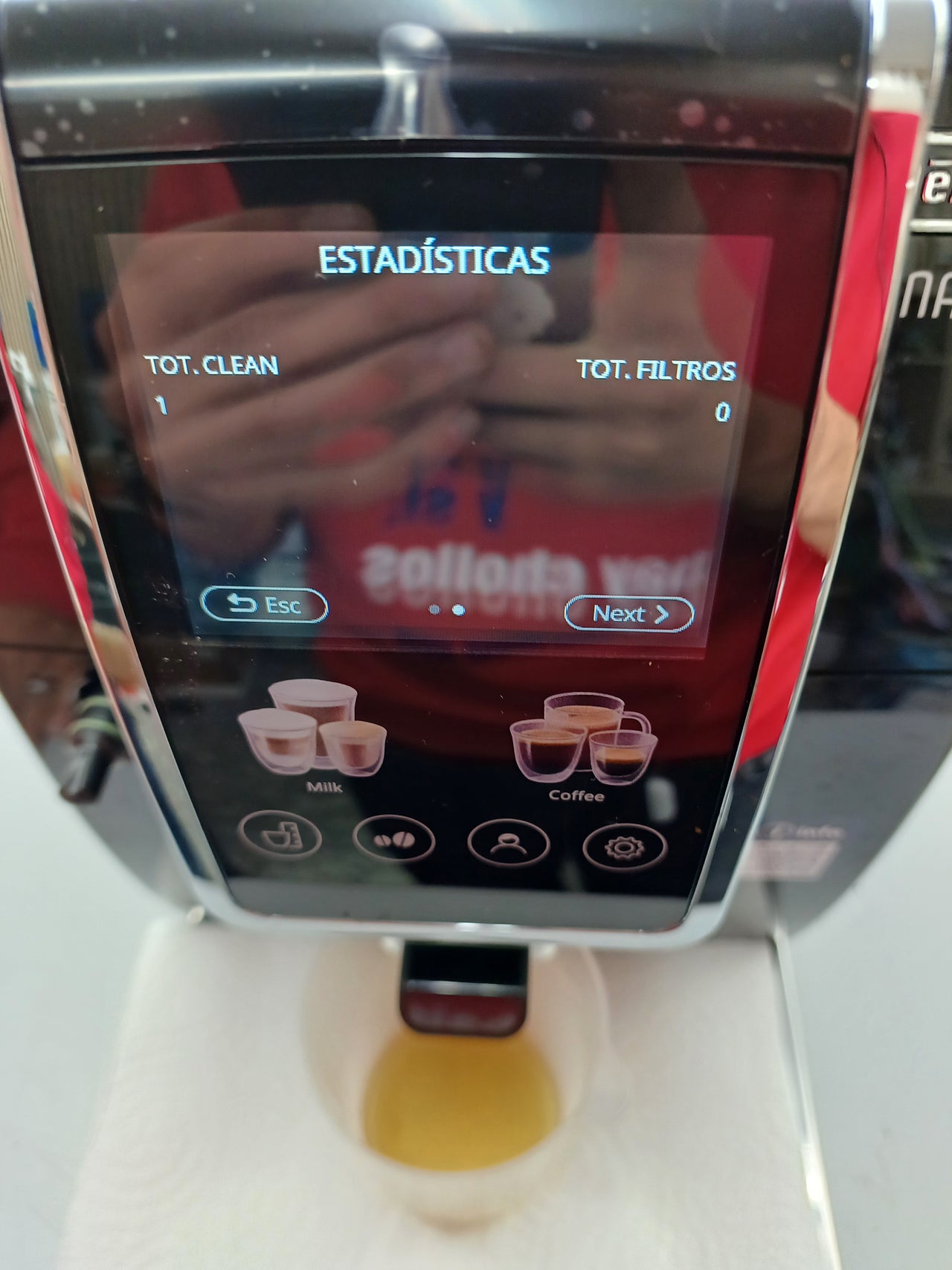 Cafetera automática grano con LatteCrema 18 recetas TFT - De'Longhi