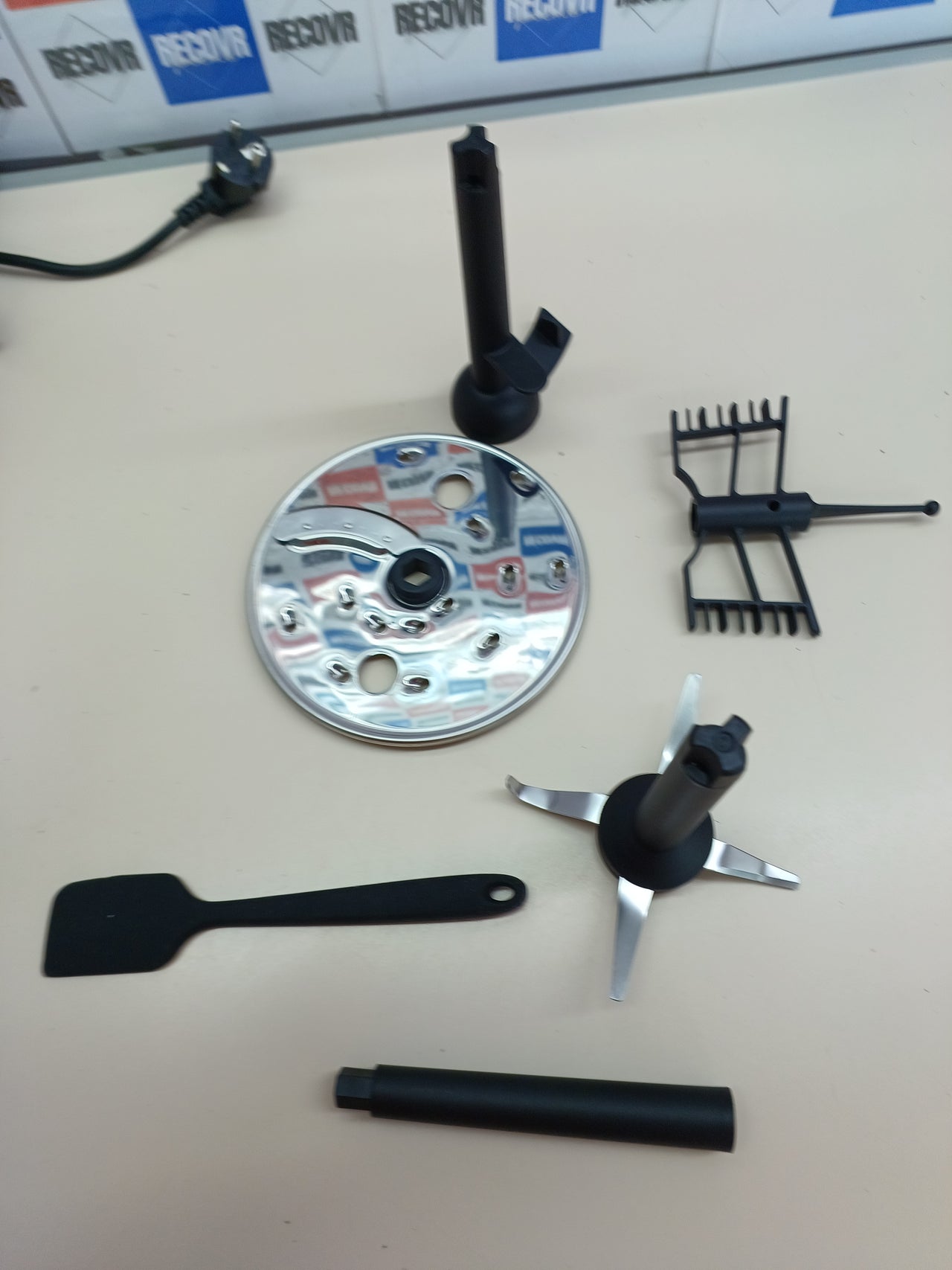 Robot de cocina inteligente WiFi 30 funciones 4,5 L - Ufesa