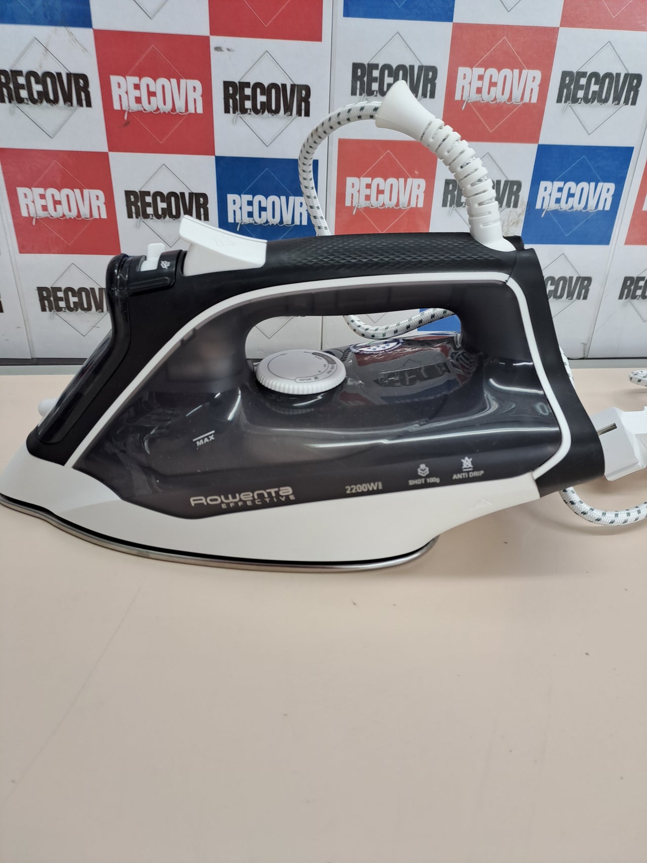 Plancha vapor 2200 W golpe 100 g – Rowenta