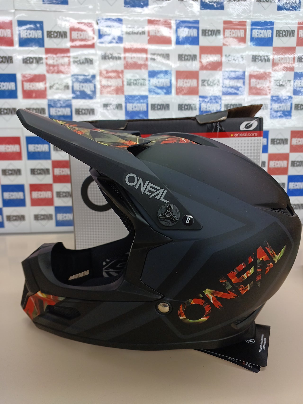 Casco Bicicleta montaña Talla S (55 56)| MTB Downhill | Según Norma de Seguridad EN1078, Aberturas de ventilación para Flujo de Aire y refrigeración, Carcasa Exterior de ABS | Casco Fury O'NEAL