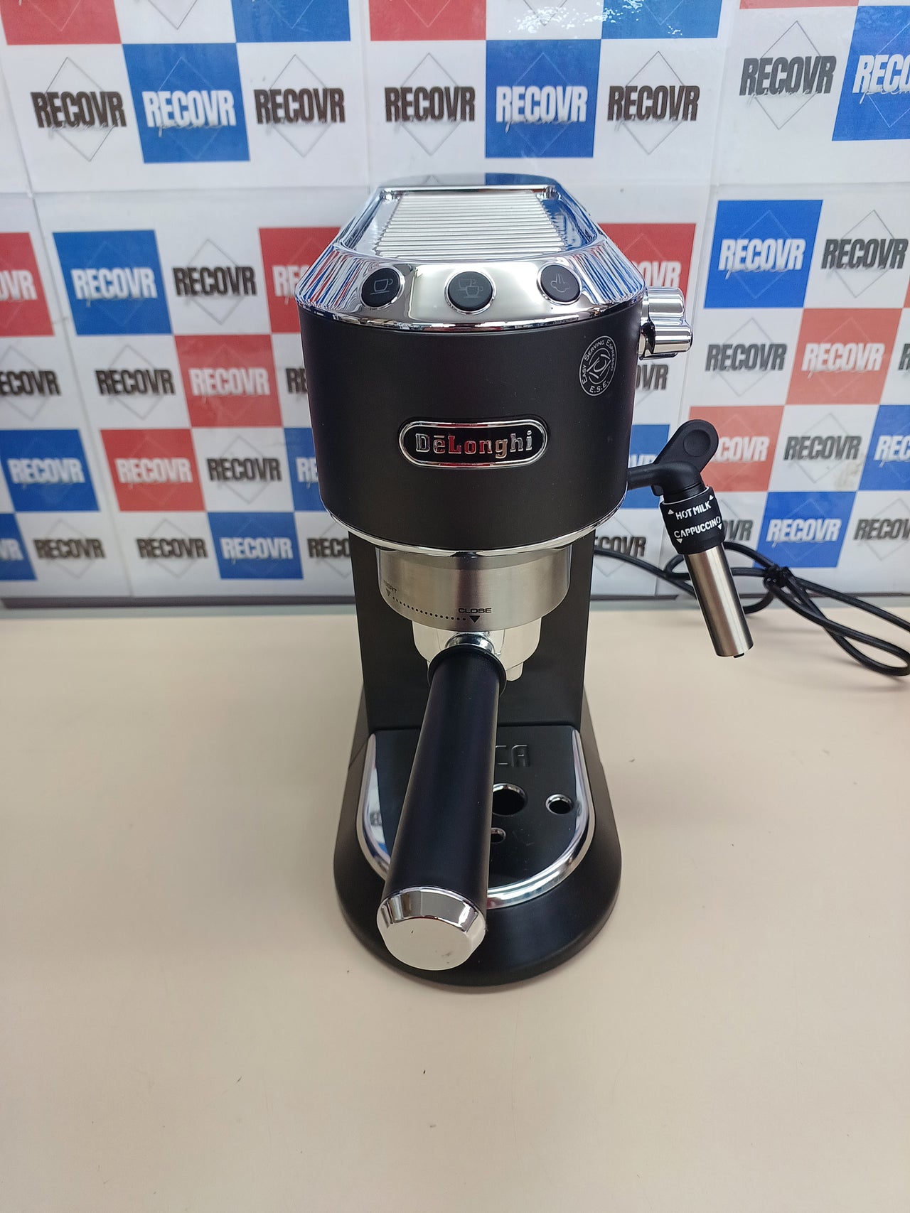 Cafetera espresso acero inox 1,3 L – De'Longhi
