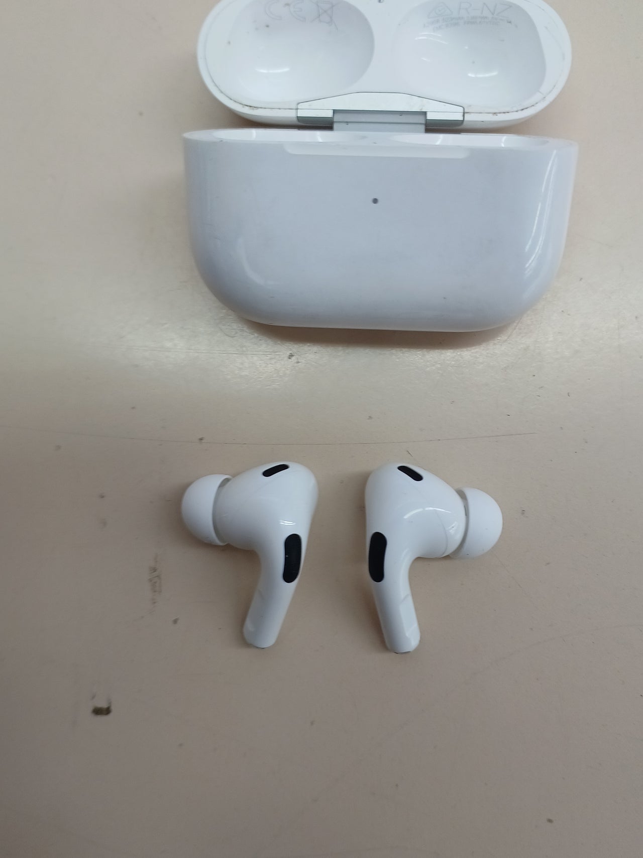 Auriculares inalámbricos ANC con USB-C - AirPods Pro 2