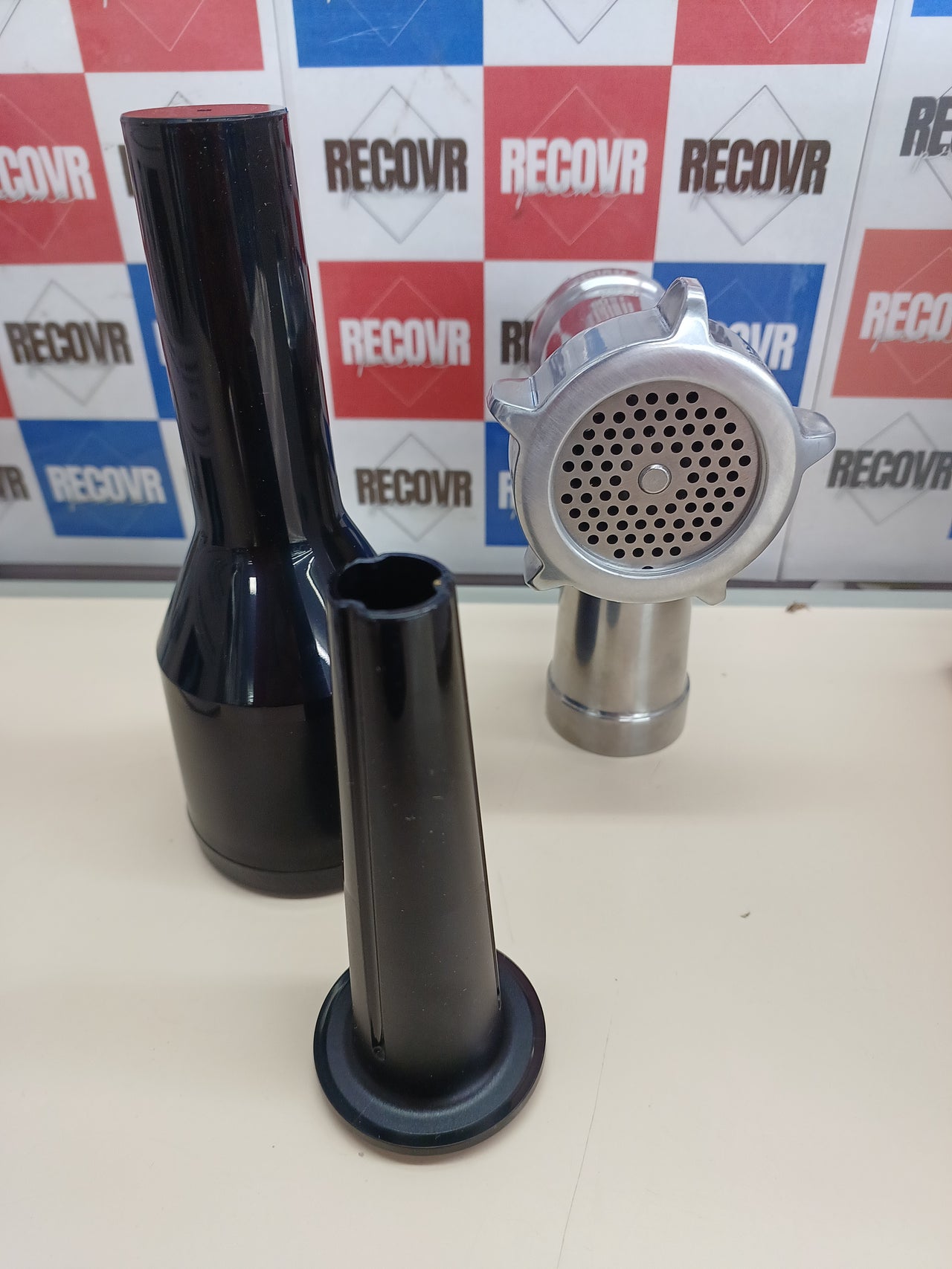 Picadora de carne 1900 W con accesorio salchichas – Bosch