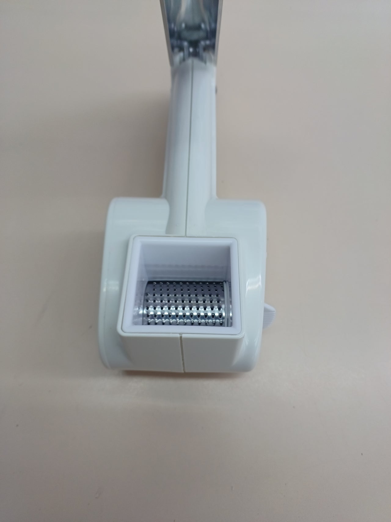Rallador Inalámbrico Acero 1500mAh Blanco Ariete.